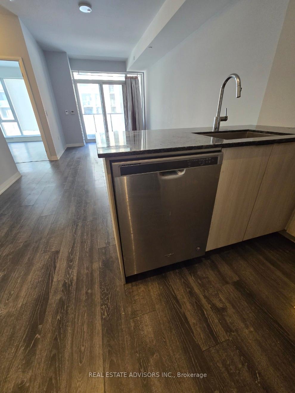 Photo 6 of Unit 222, 99 Eagle Rock Way, Vaughan, Rural Vaughan — HOMEH