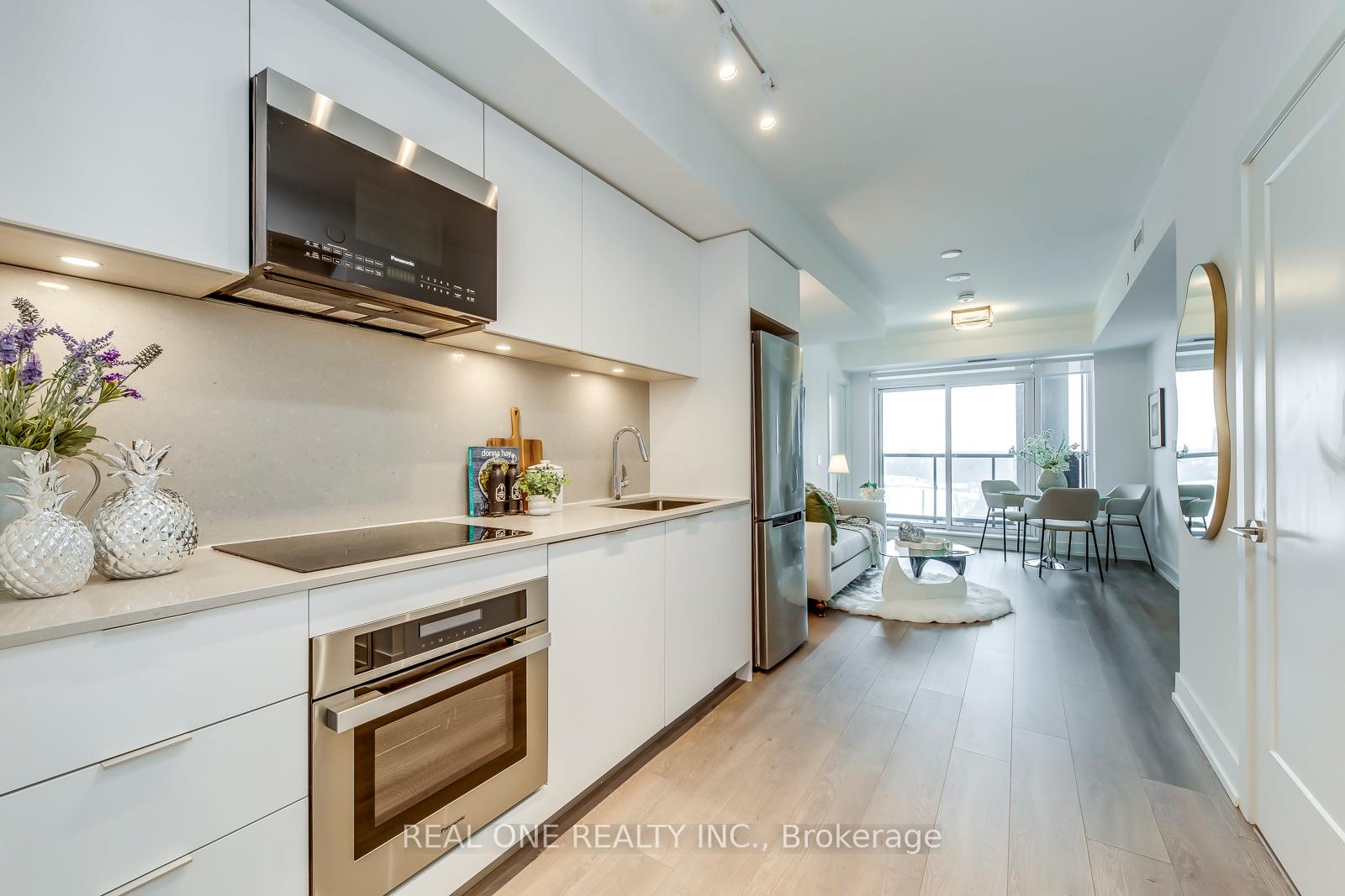 Photo 8 of Unit 921N, 9 Clegg Road, Markham, Unionville — HOMEH