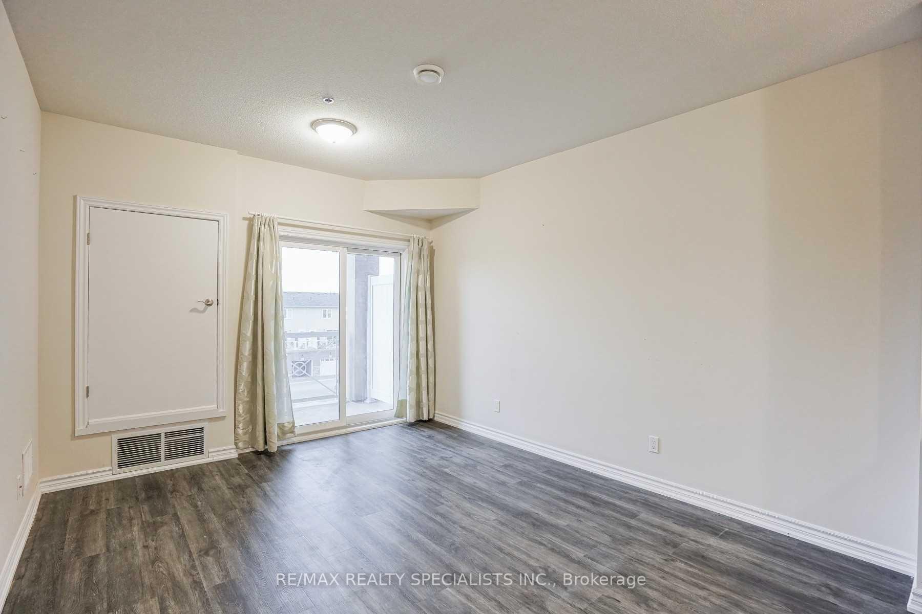 Photo 13 of Unit 310, 1360 Costigan Road, Milton, Clarke — HOMEH