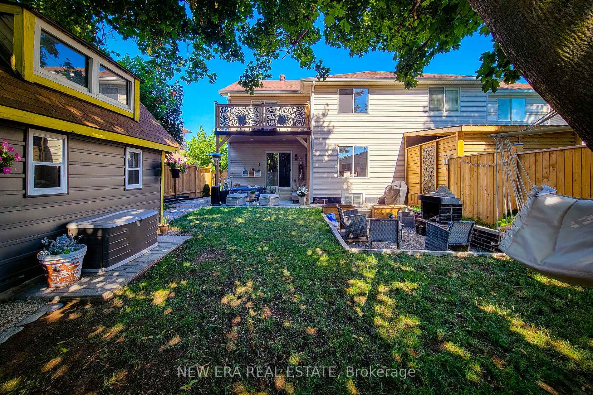 Photo 4 of 4532 Garden Gate Terrace, Lincoln, Beamsville — HOMEH