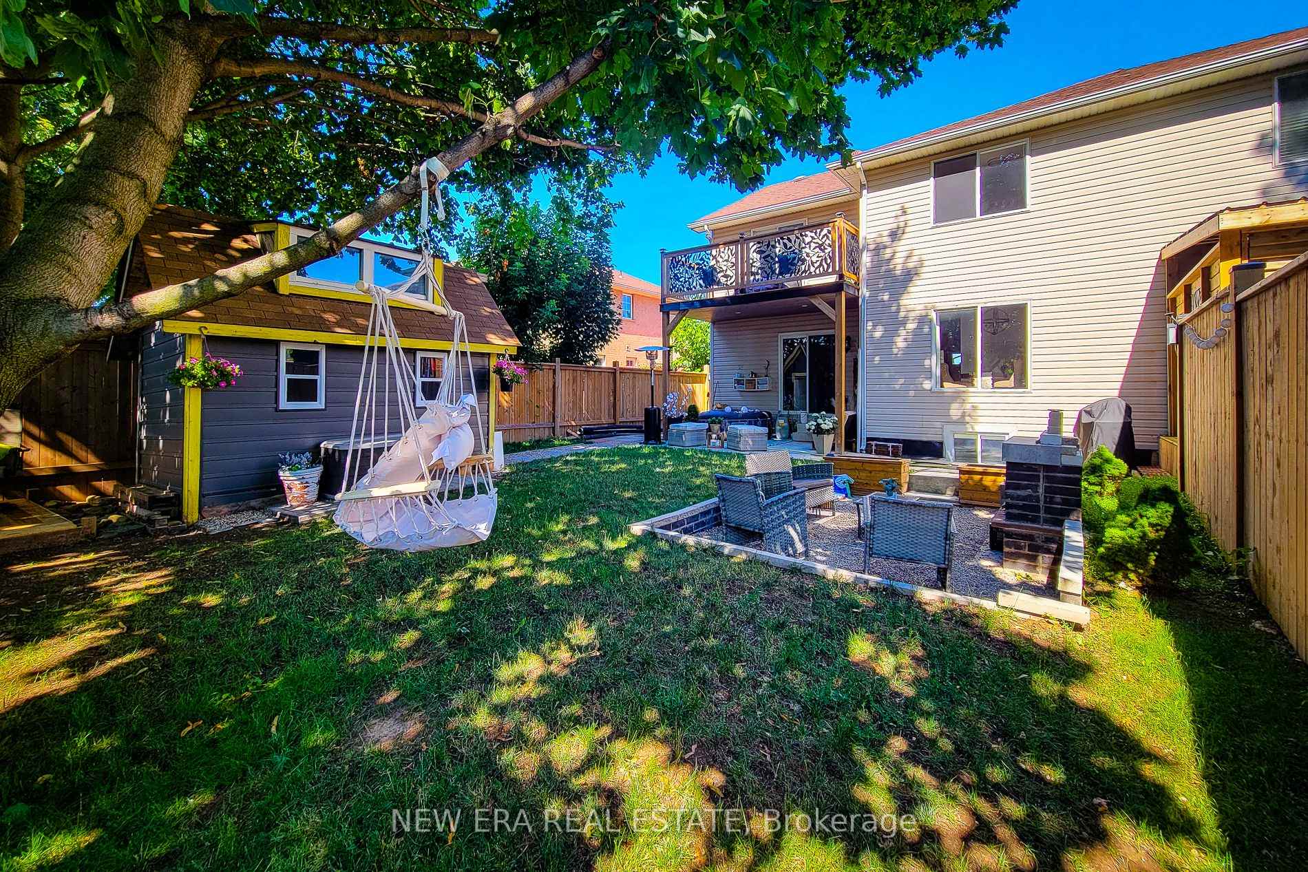 Photo 5 of 4532 Garden Gate Terrace, Lincoln, Beamsville — HOMEH
