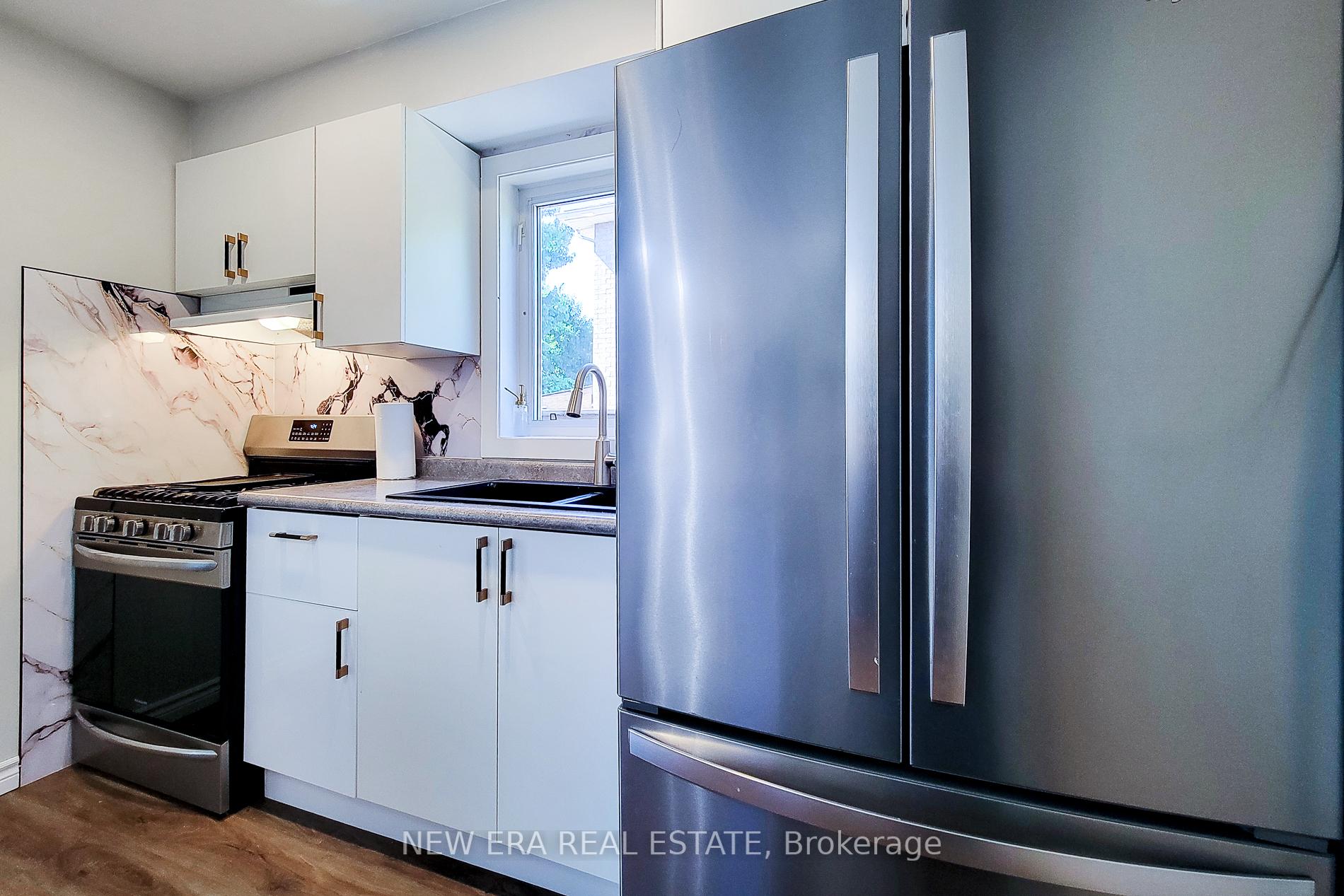 Photo 18 of 4532 Garden Gate Terrace, Lincoln, Beamsville — HOMEH