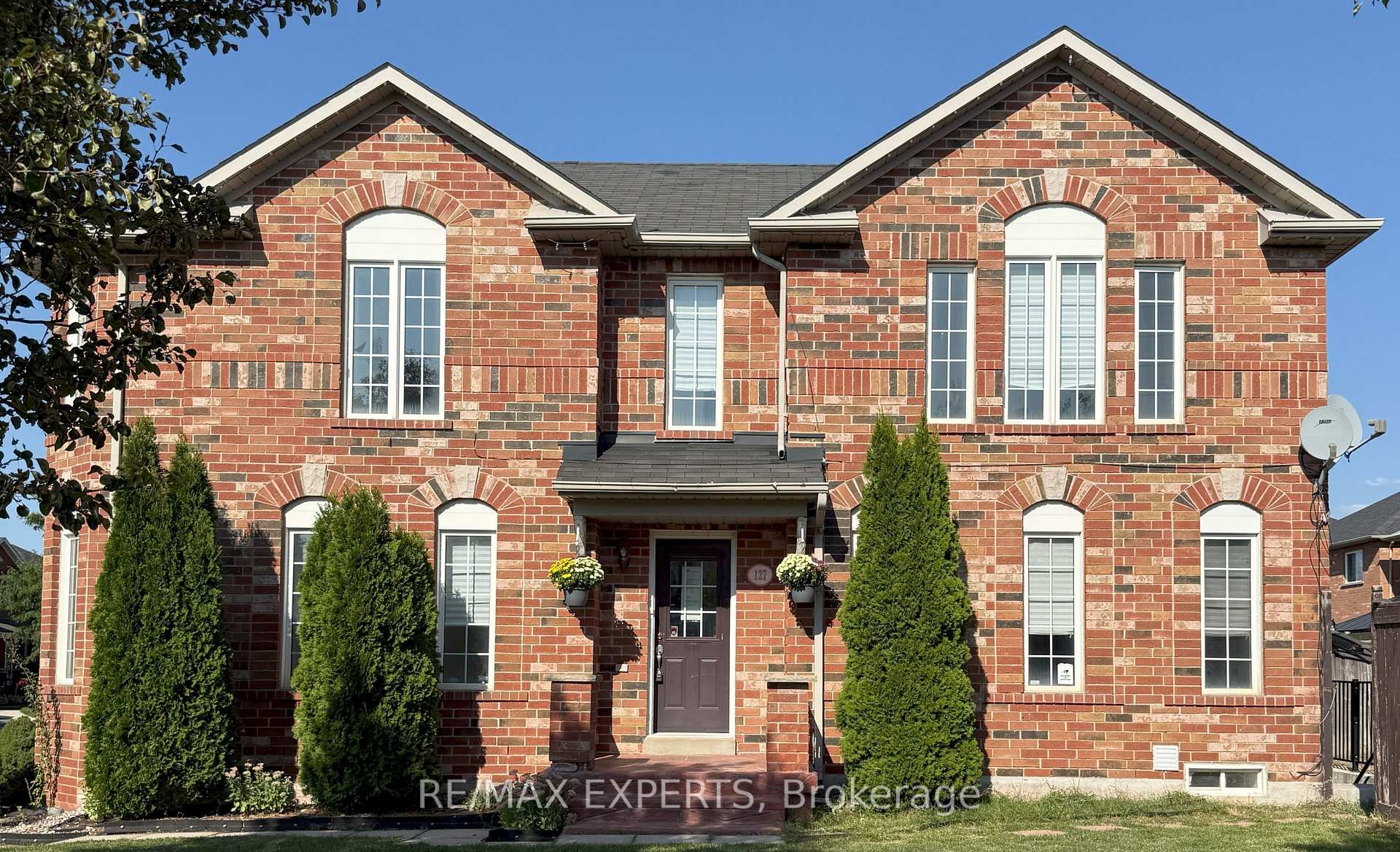 Photo 1 of 127 Worthington Avenue, Brampton, Fletcher's Meadow — HOMEH