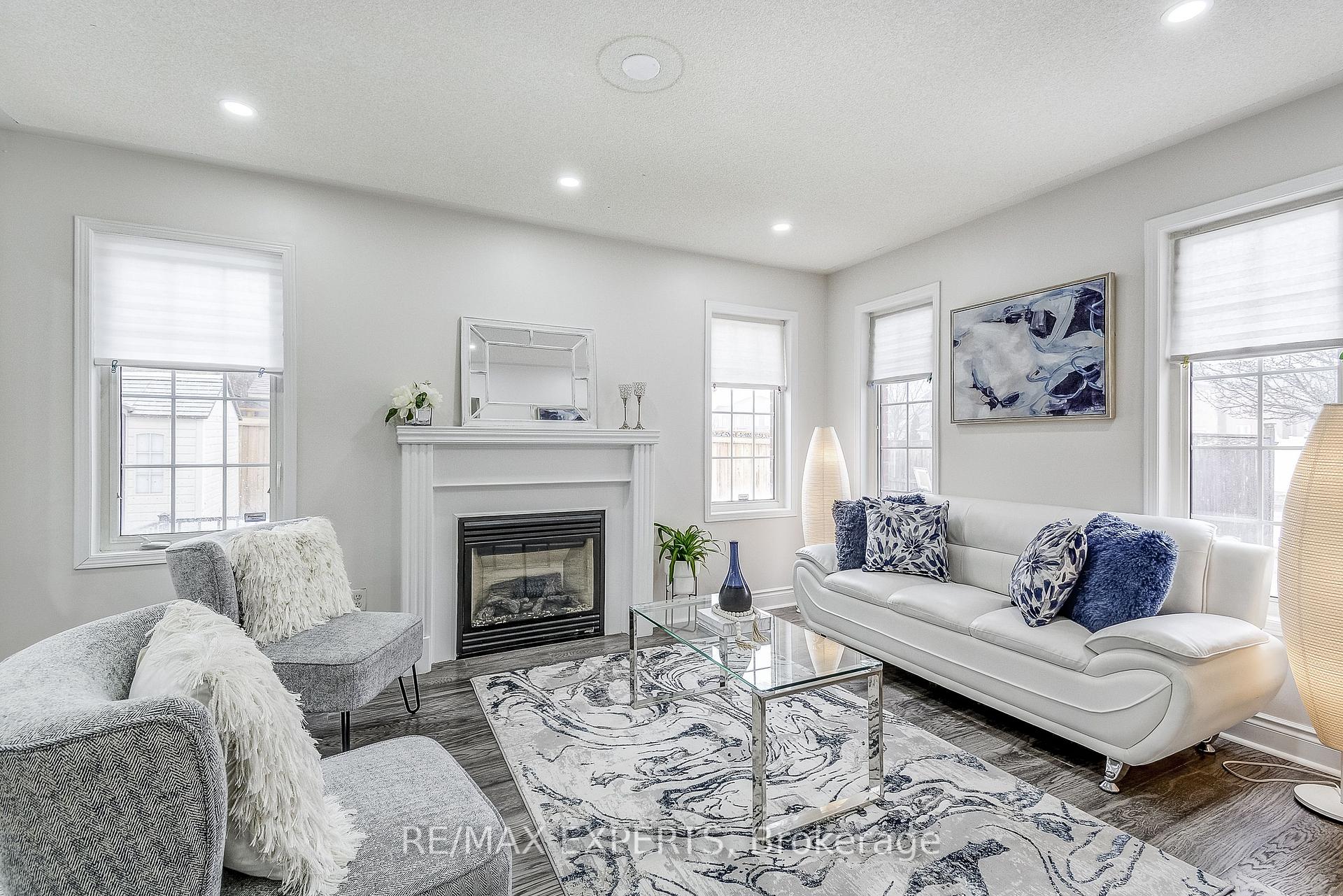 Photo 8 of 127 Worthington Avenue, Brampton, Fletcher's Meadow — HOMEH