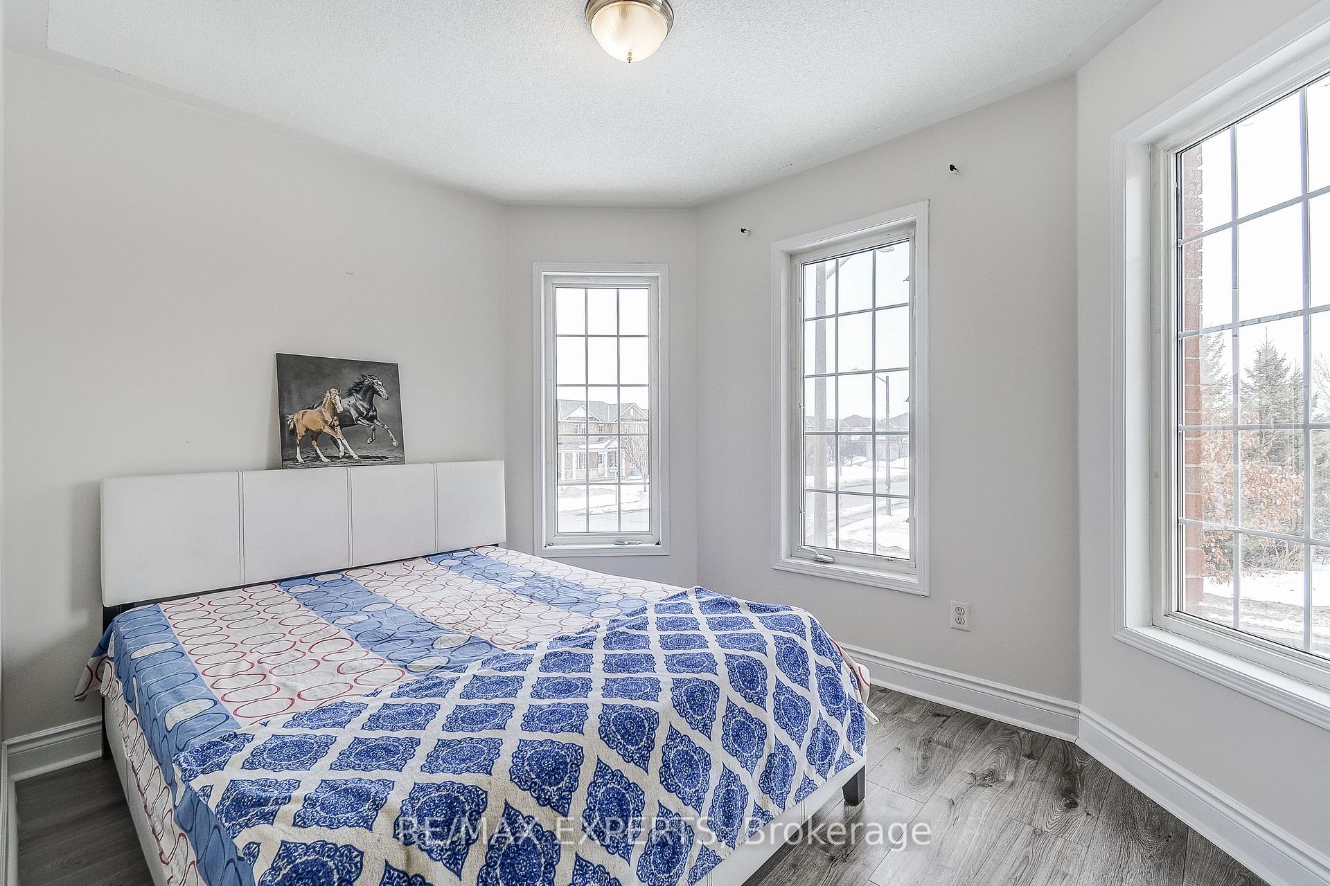 Photo 15 of 127 Worthington Avenue, Brampton, Fletcher's Meadow — HOMEH