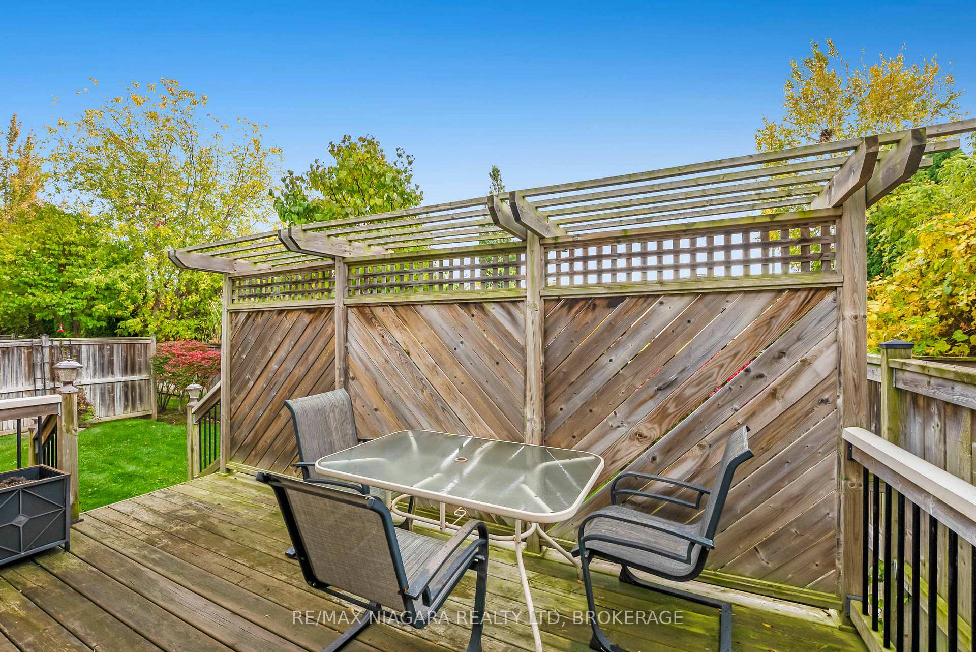 Photo 32 of 24 Emerald Common, St. Catharines, Lakeshore — HOMEH
