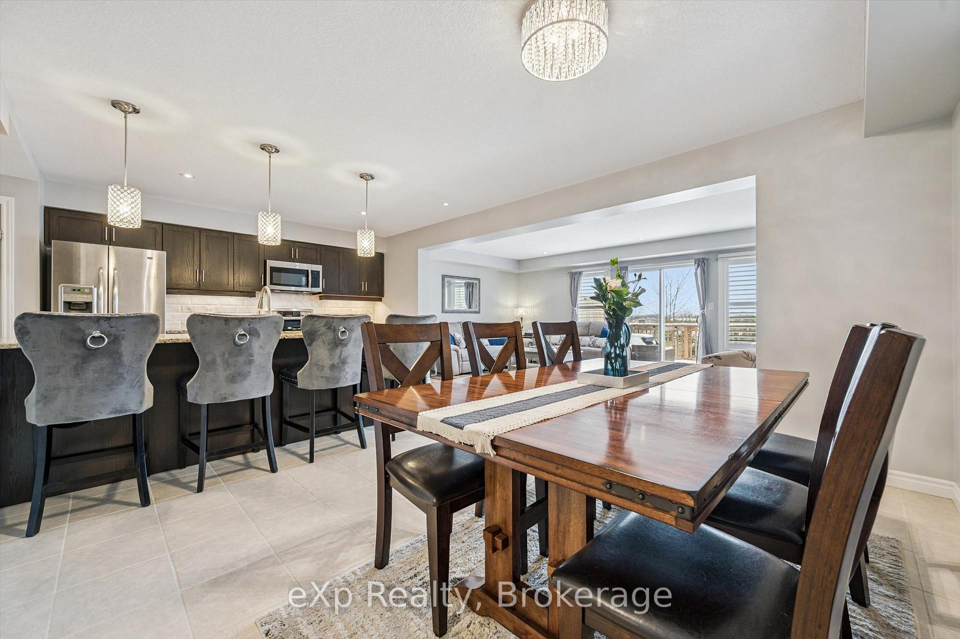 Photo 7 of 139 Couling Crescent, Guelph, Grange Road — HOMEH