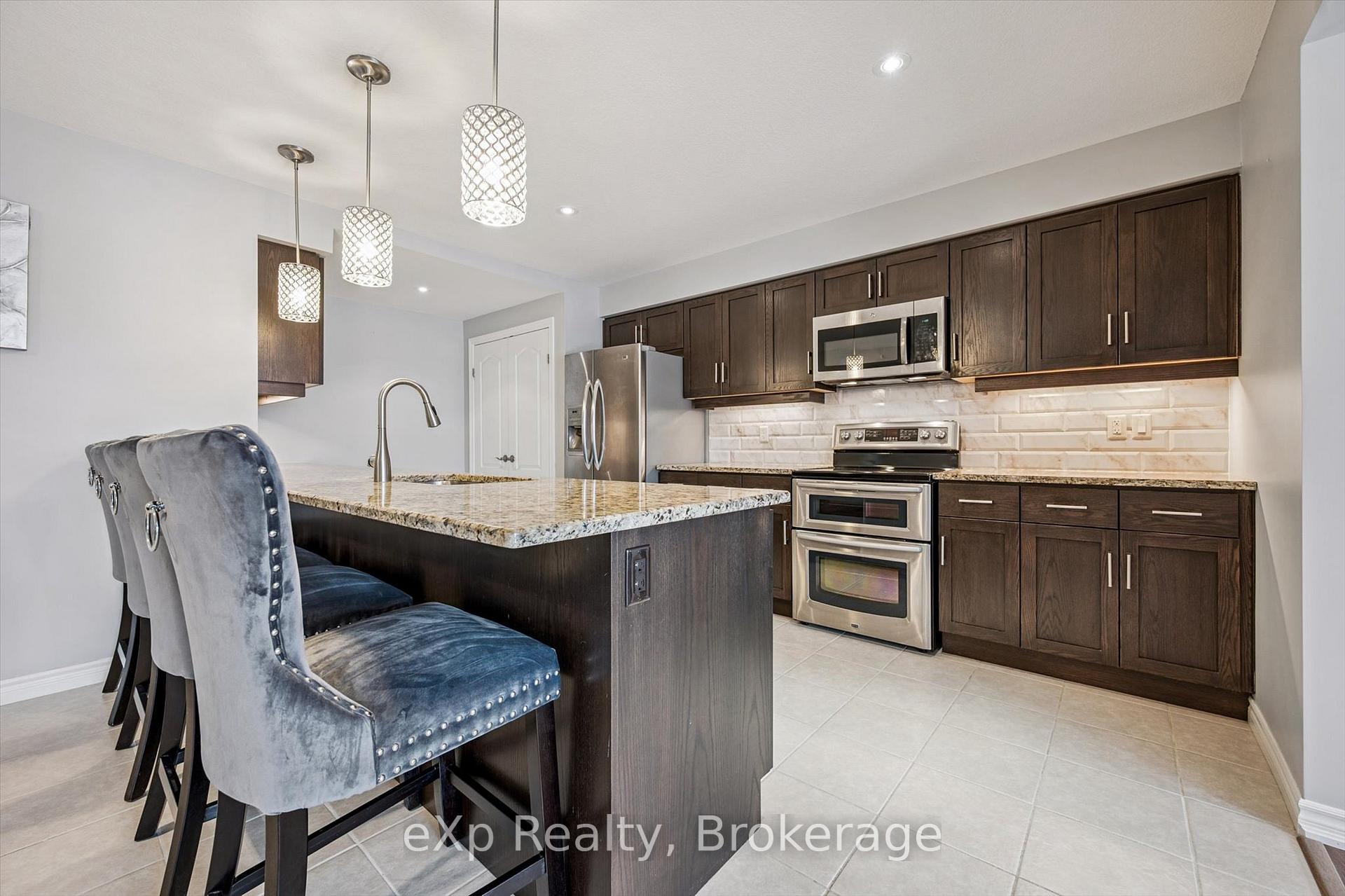 Photo 17 of 139 Couling Crescent, Guelph, Grange Road — HOMEH