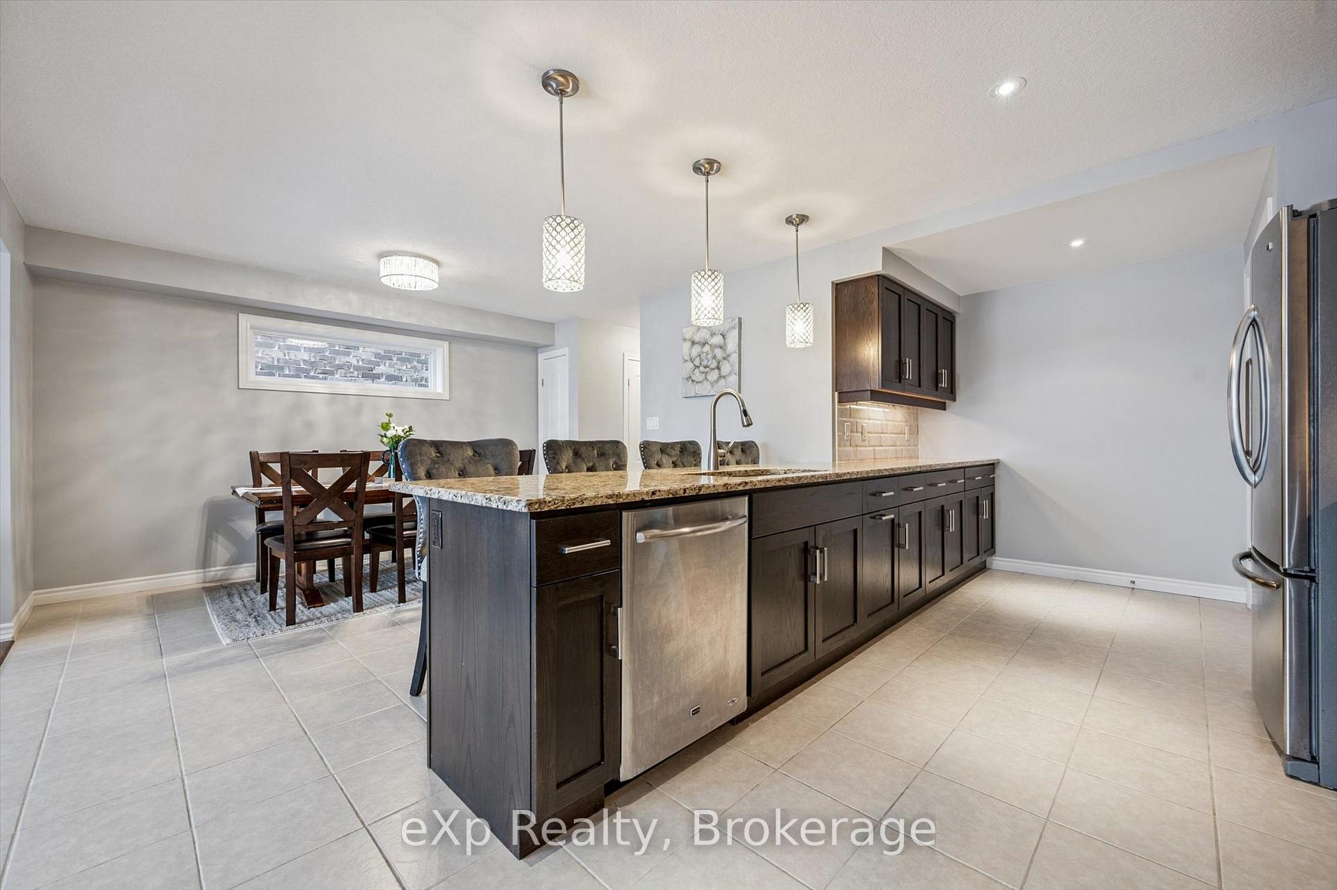 Photo 19 of 139 Couling Crescent, Guelph, Grange Road — HOMEH