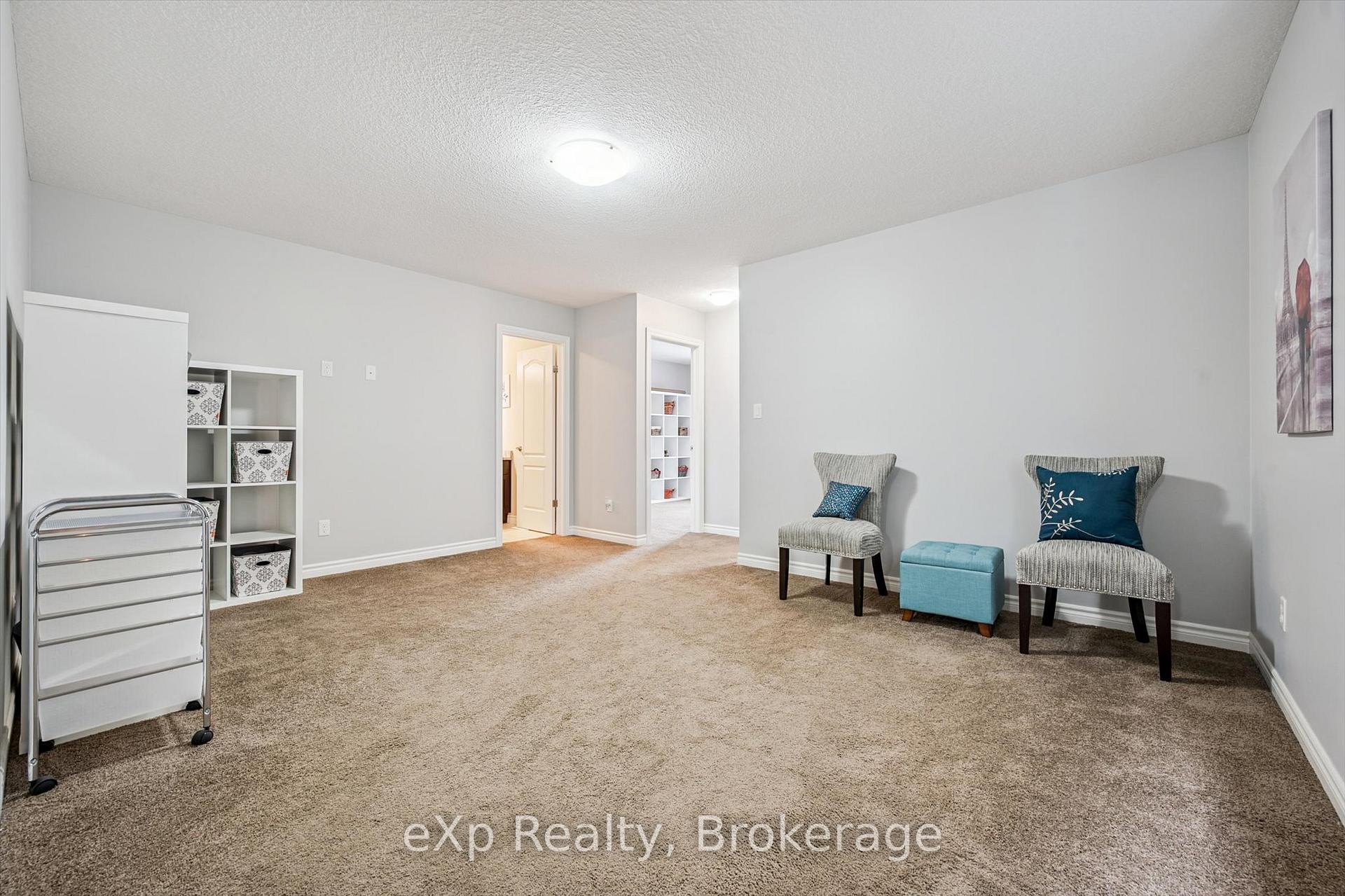 Photo 24 of 139 Couling Crescent, Guelph, Grange Road — HOMEH