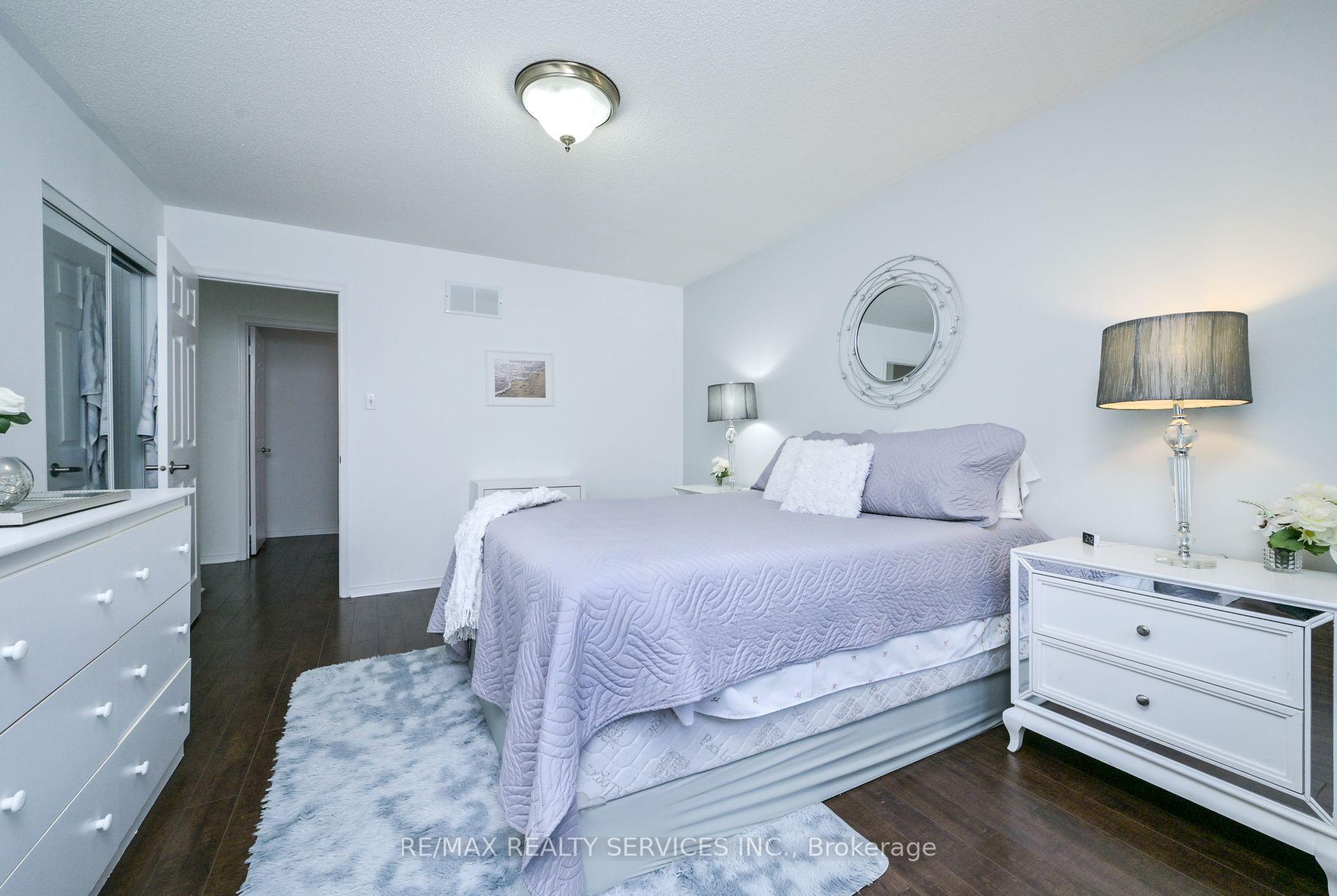 Photo 16 of 59 Springview Drive, Brampton, Brampton West — HOMEH