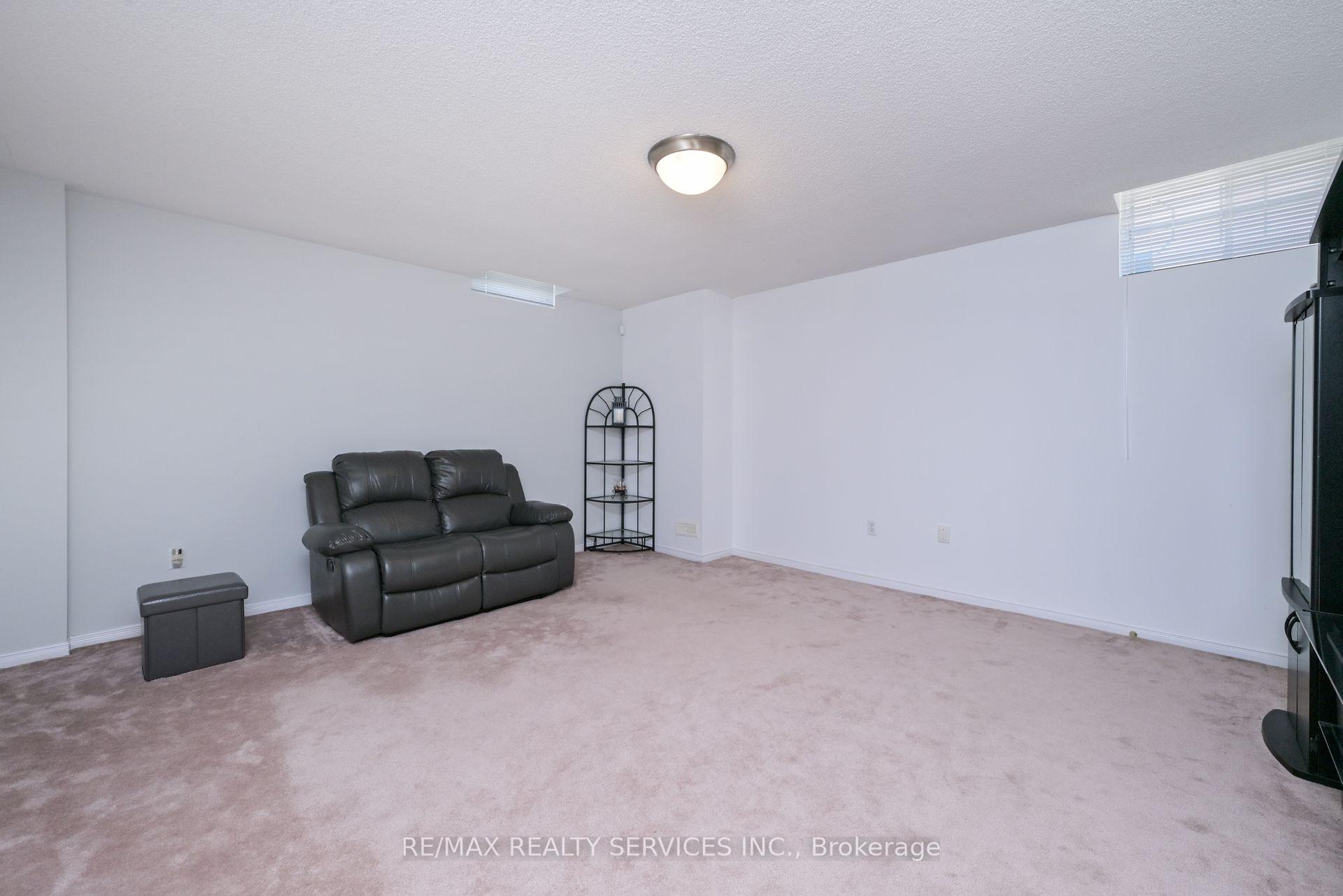 Photo 20 of 59 Springview Drive, Brampton, Brampton West — HOMEH