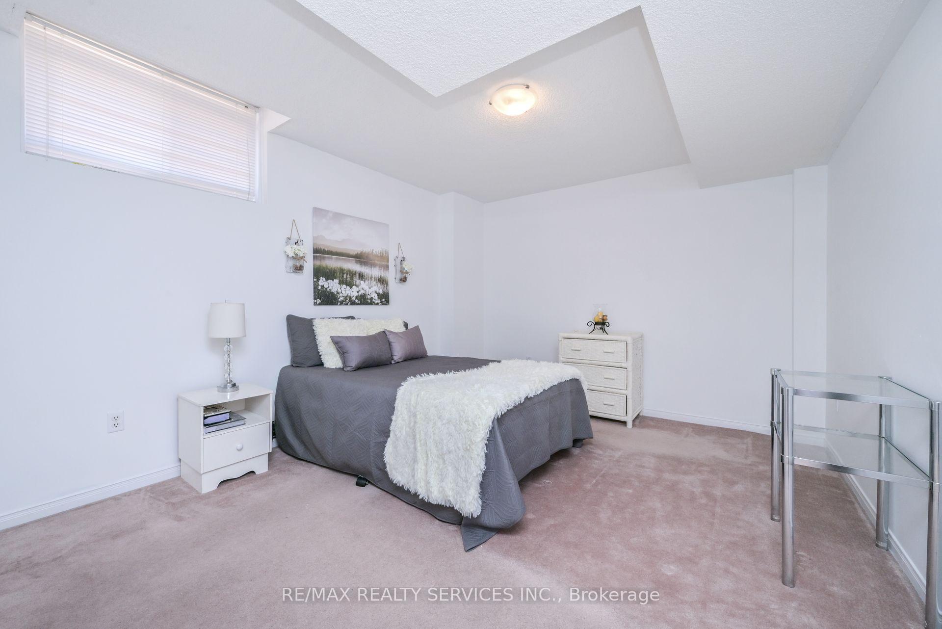 Photo 22 of 59 Springview Drive, Brampton, Brampton West — HOMEH