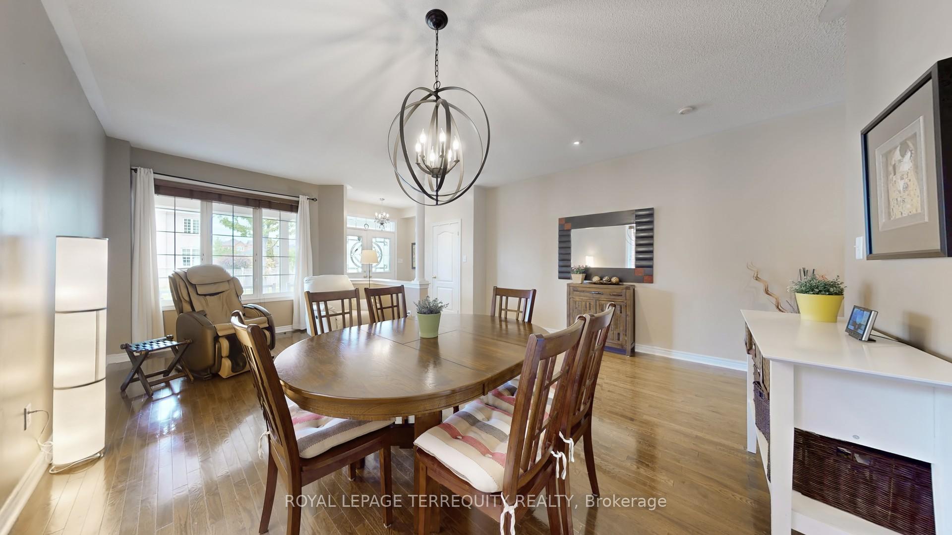 Photo 9 of 69 Vine Cliff Boulevard, Markham, Victoria Manor-Jennings Gate — HOMEH