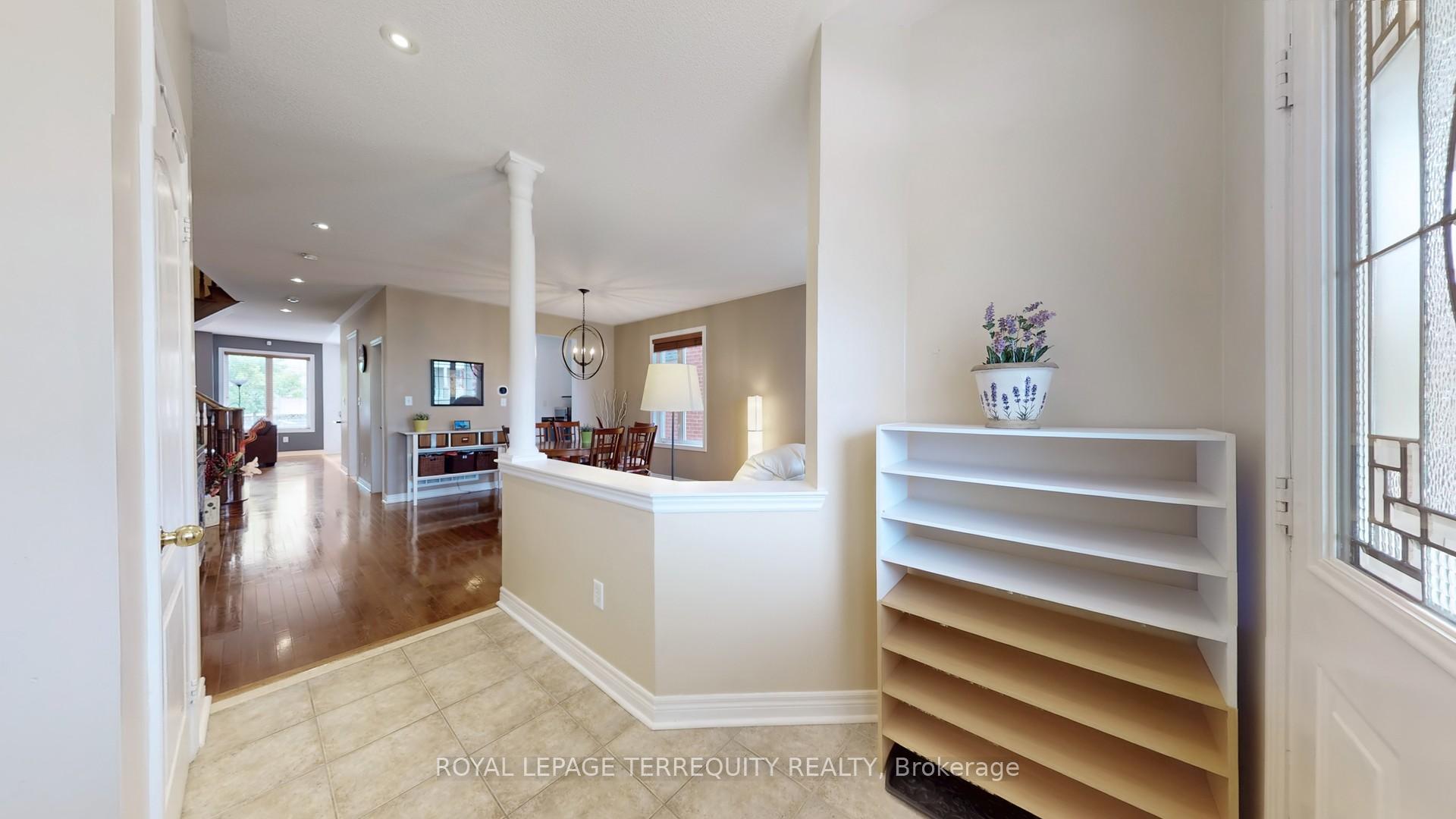 Photo 18 of 69 Vine Cliff Boulevard, Markham, Victoria Manor-Jennings Gate — HOMEH