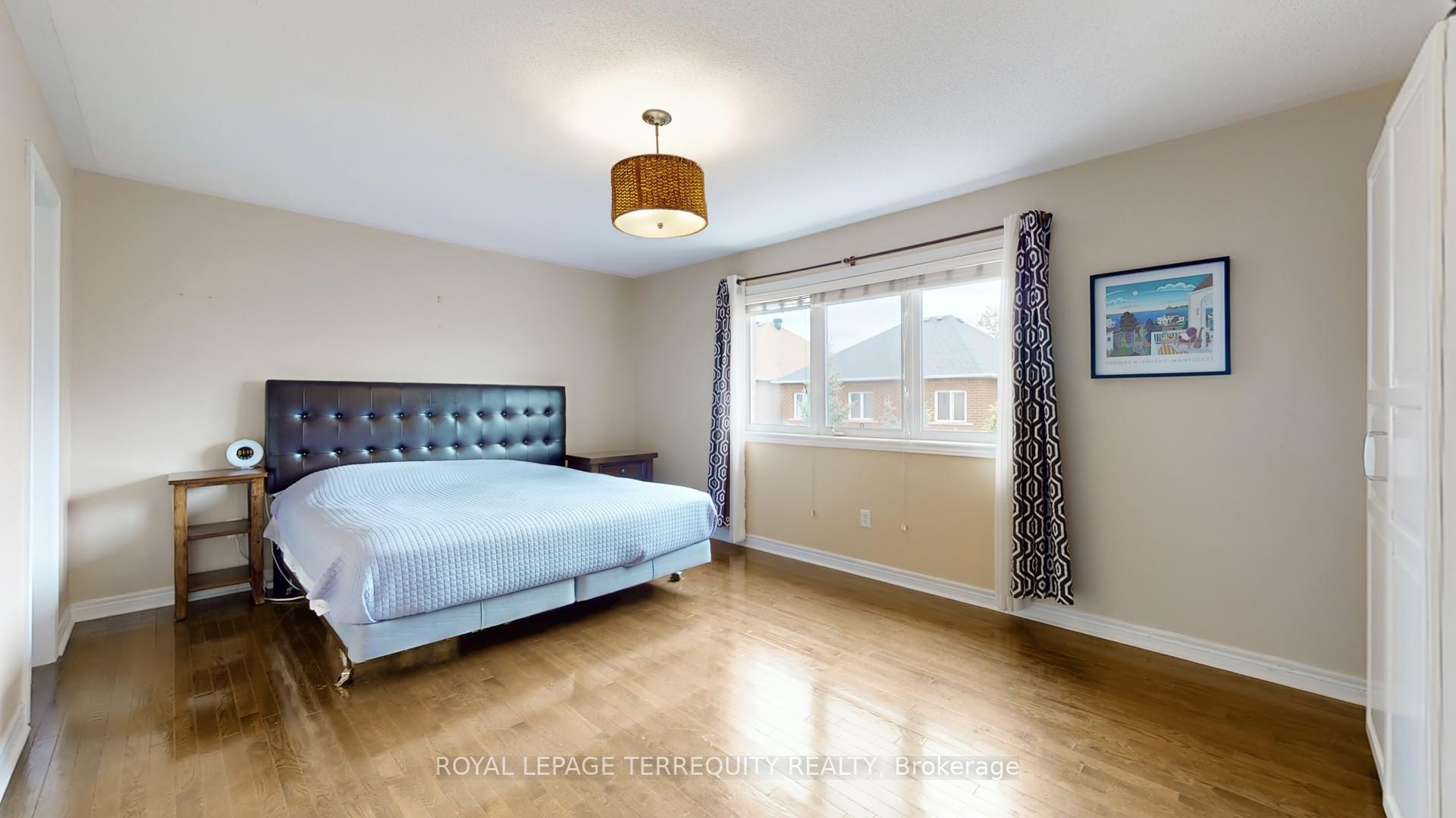Photo 25 of 69 Vine Cliff Boulevard, Markham, Victoria Manor-Jennings Gate — HOMEH