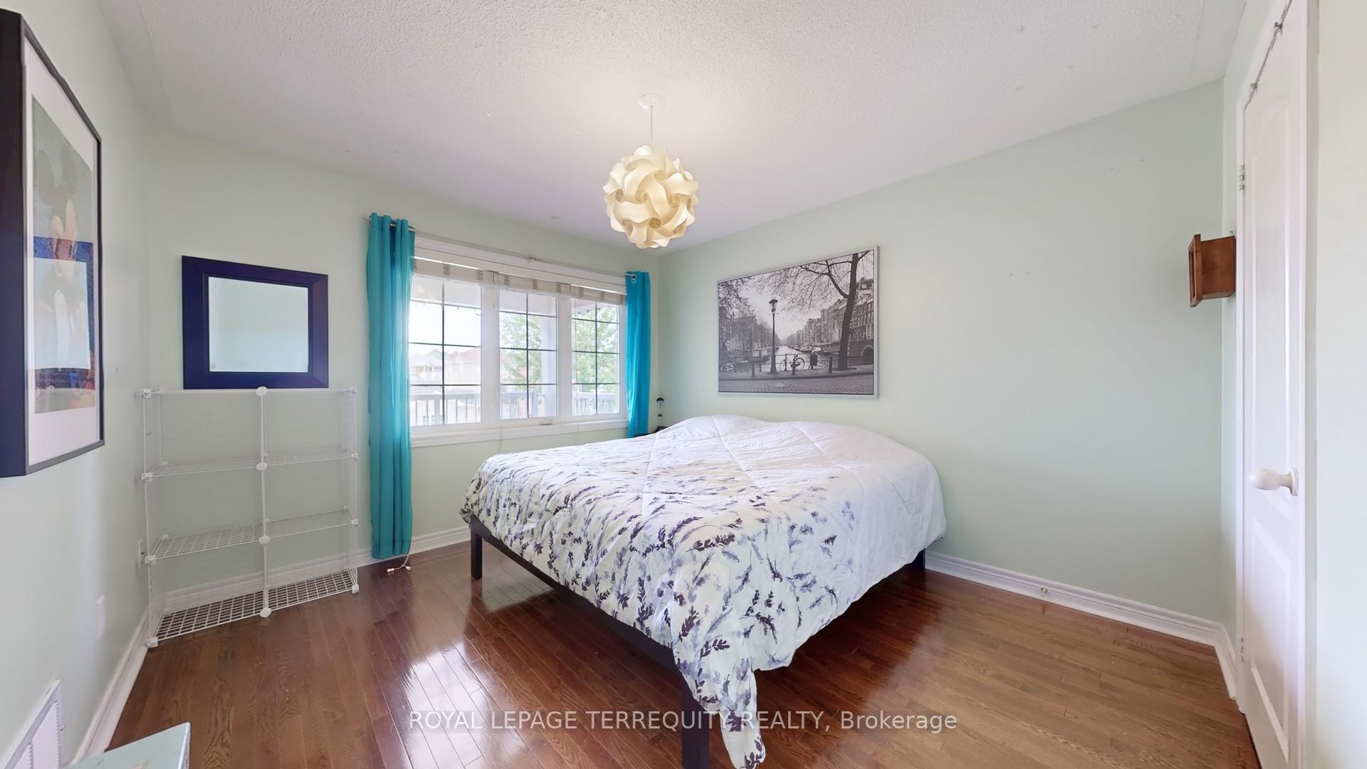 Photo 31 of 69 Vine Cliff Boulevard, Markham, Victoria Manor-Jennings Gate — HOMEH