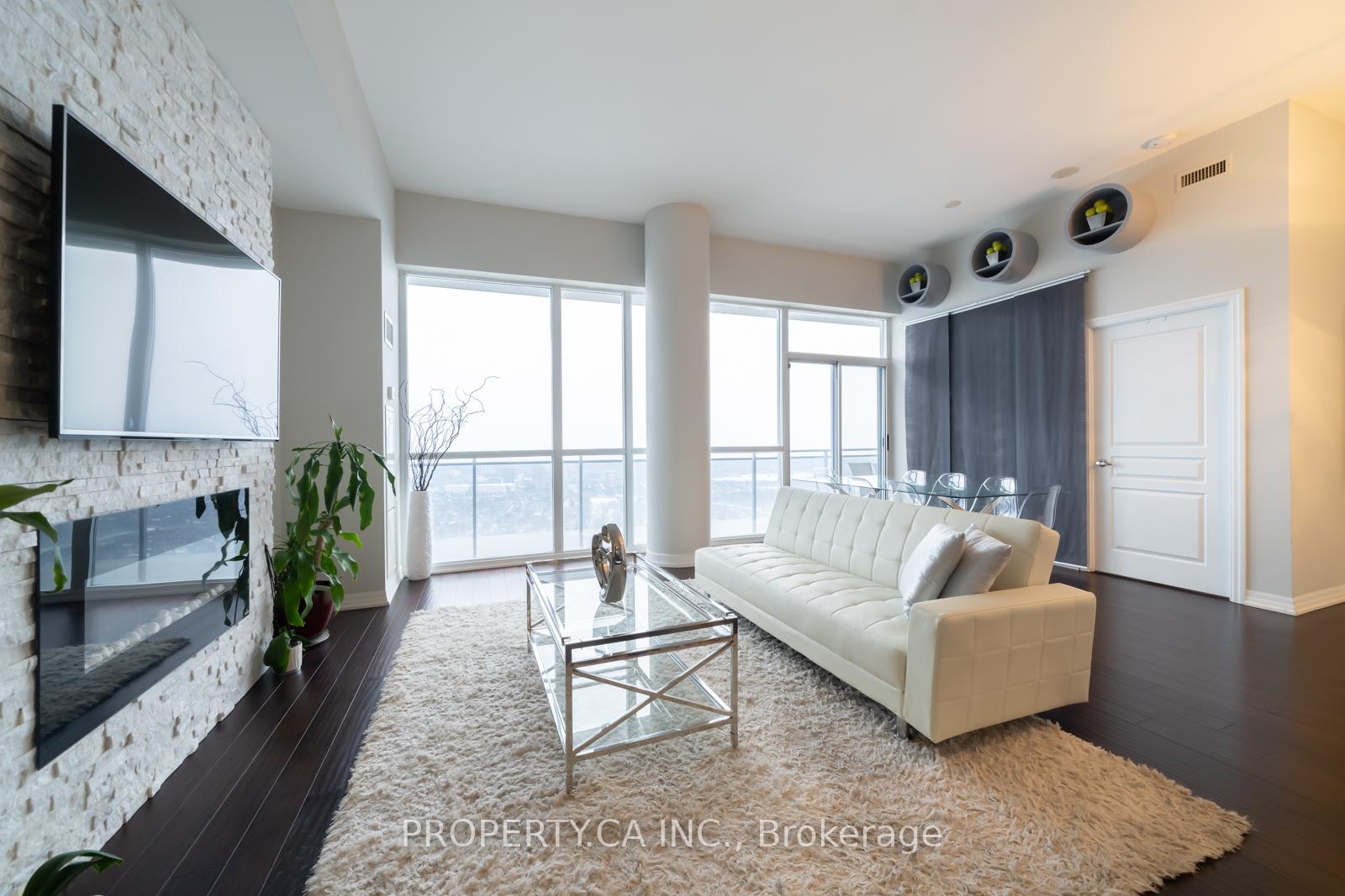 Front of Unit PH3504, 223 Webb Drive