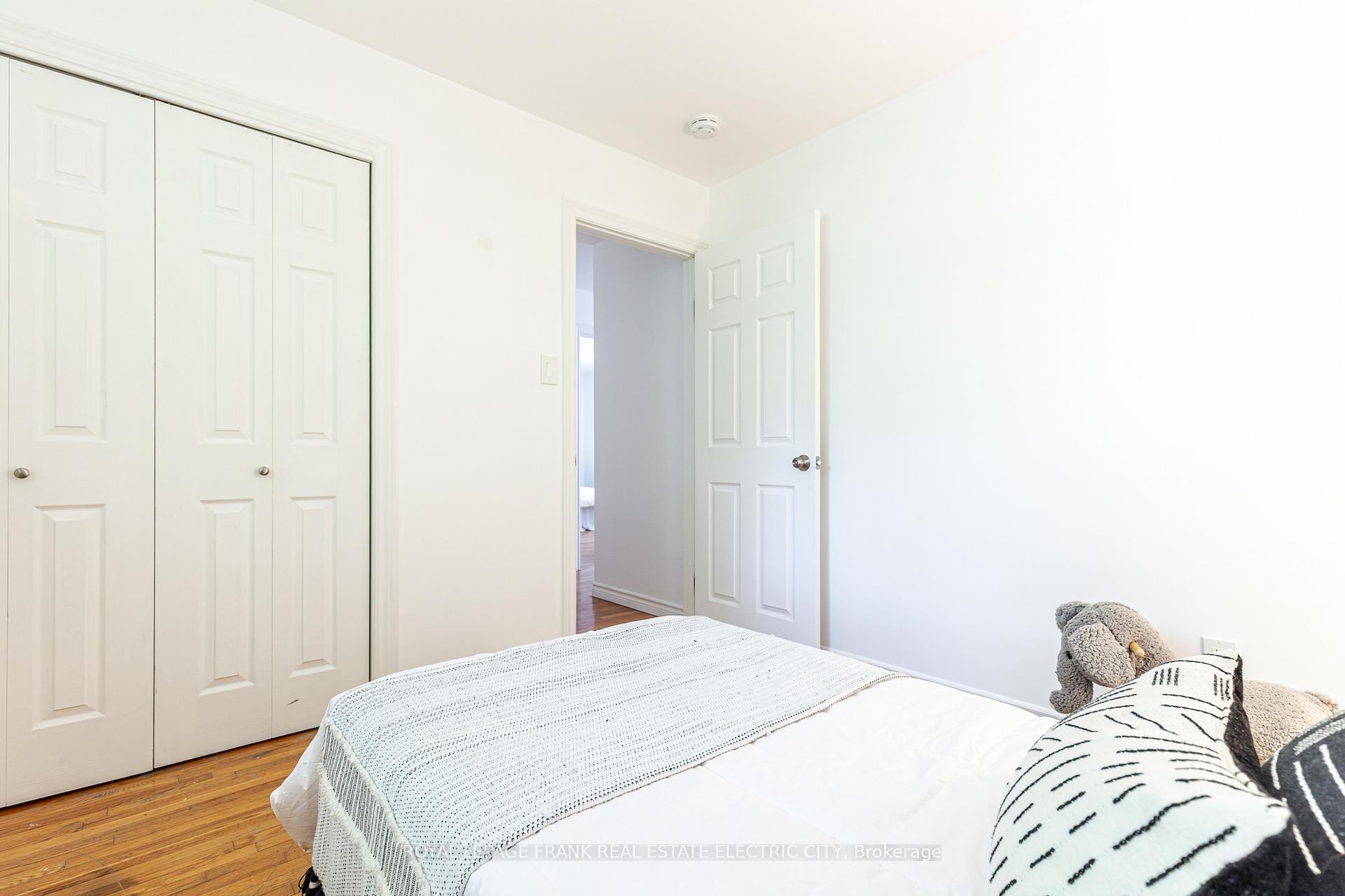 Photo 31 of 972 Southlawn Drive, Peterborough, Ashburnham Ward 4 — HOMEH
