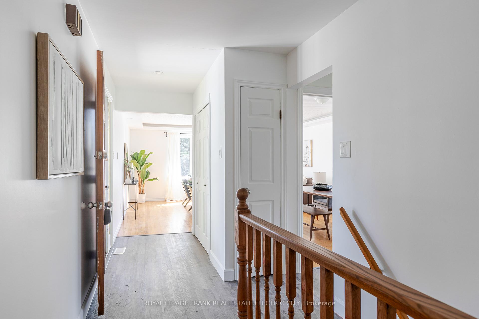 Photo 32 of 972 Southlawn Drive, Peterborough, Ashburnham Ward 4 — HOMEH