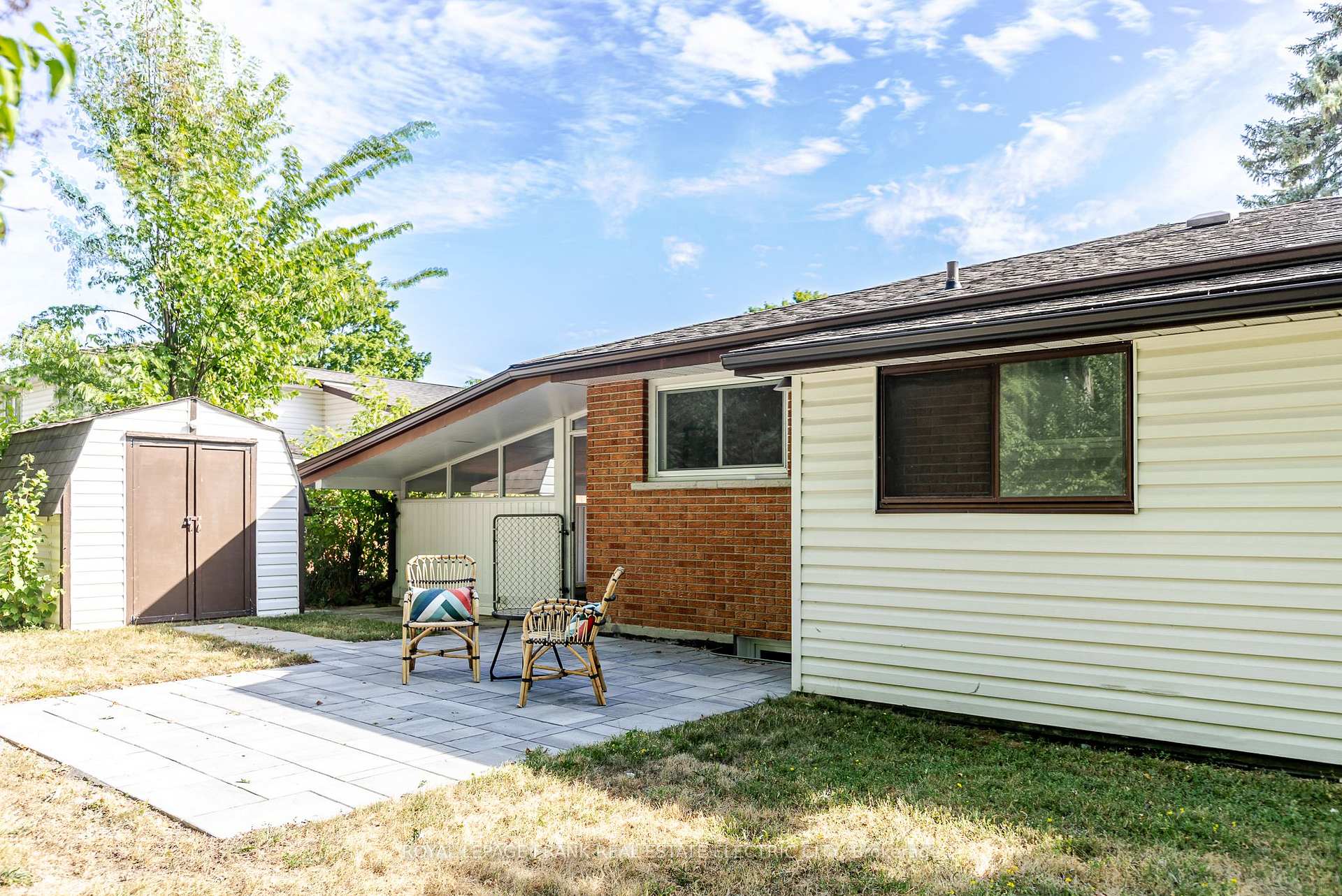 Photo 45 of 972 Southlawn Drive, Peterborough, Ashburnham Ward 4 — HOMEH