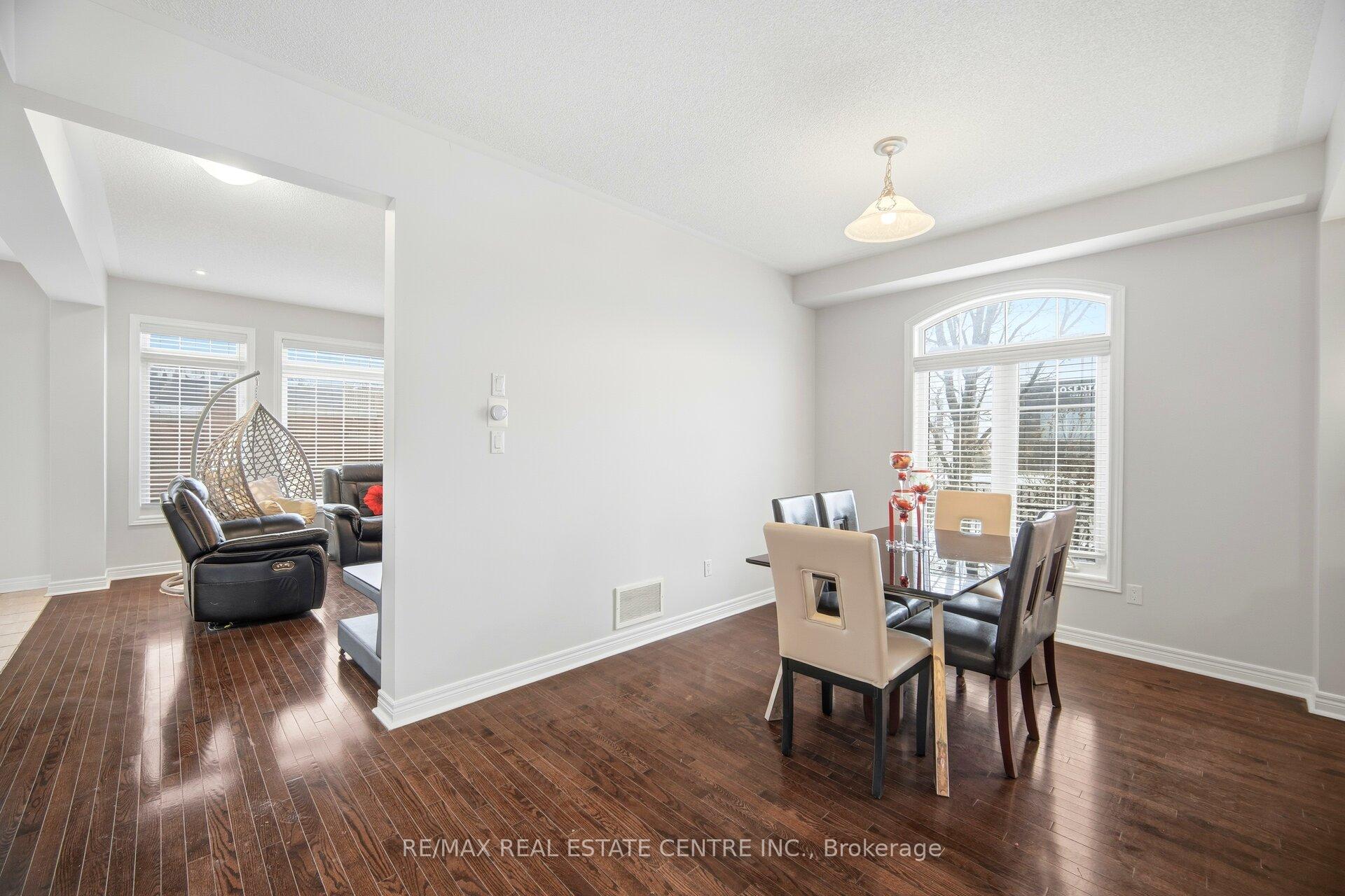 Photo 8 of 38 Lightcatcher Circle, Brampton, Bram East — HOMEH