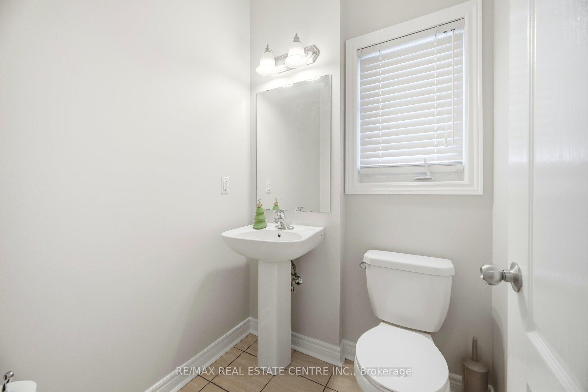 Photo 23 of 38 Lightcatcher Circle, Brampton, Bram East — HOMEH
