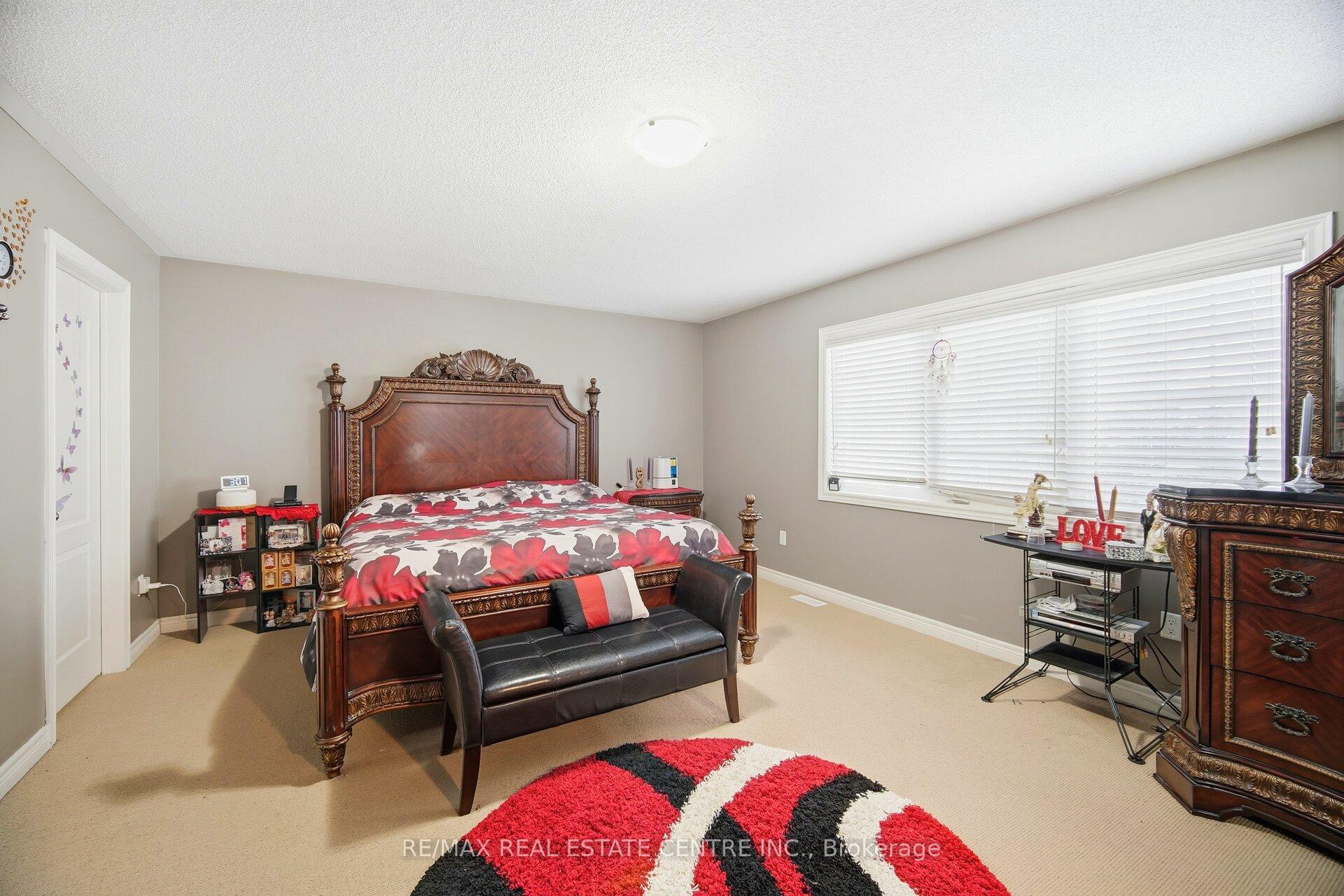 Photo 27 of 38 Lightcatcher Circle, Brampton, Bram East — HOMEH