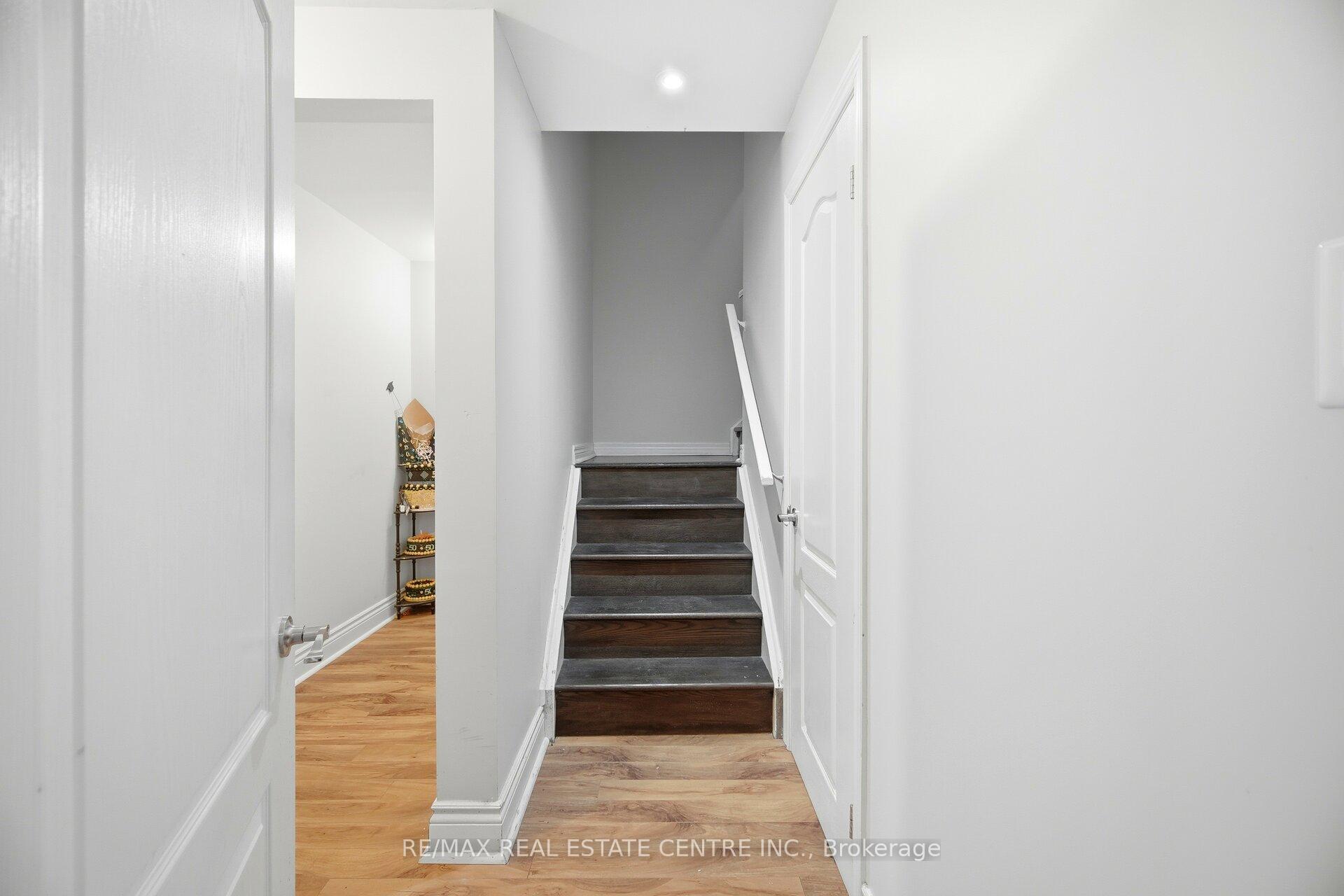 Photo 40 of 38 Lightcatcher Circle, Brampton, Bram East — HOMEH