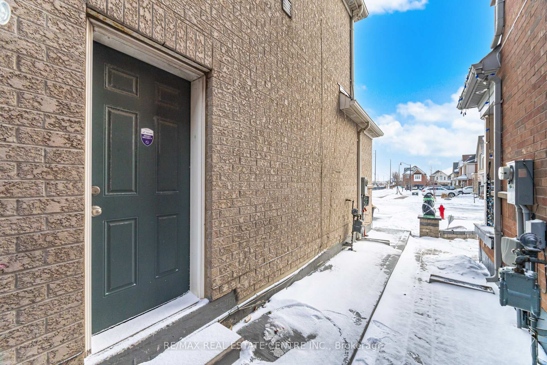 Photo 46 of 38 Lightcatcher Circle, Brampton, Bram East — HOMEH