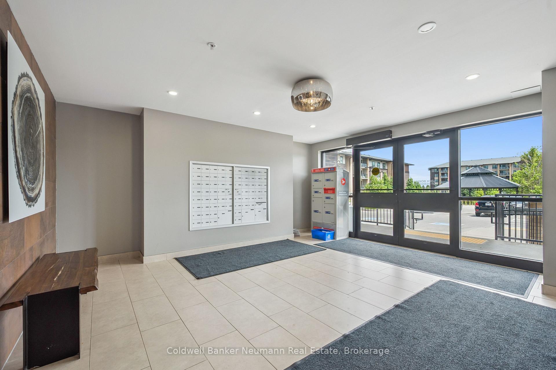 Photo 4 of Unit 204, 25 Kay Crescent, Guelph, Pineridge/Westminster Woods — HOMEH
