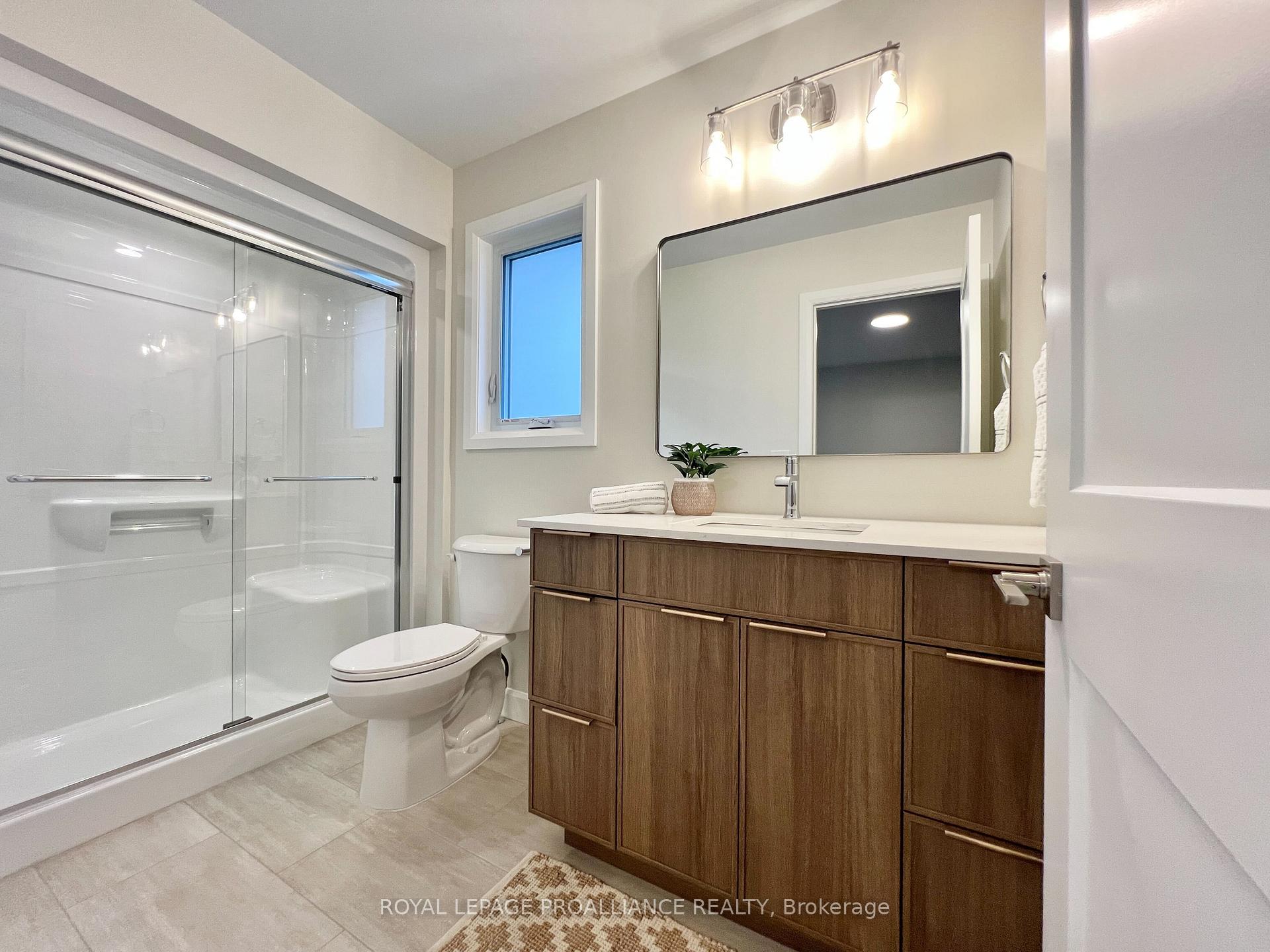 Photo 13 of 6 Horton Court, Belleville, Belleville Ward — HOMEH
