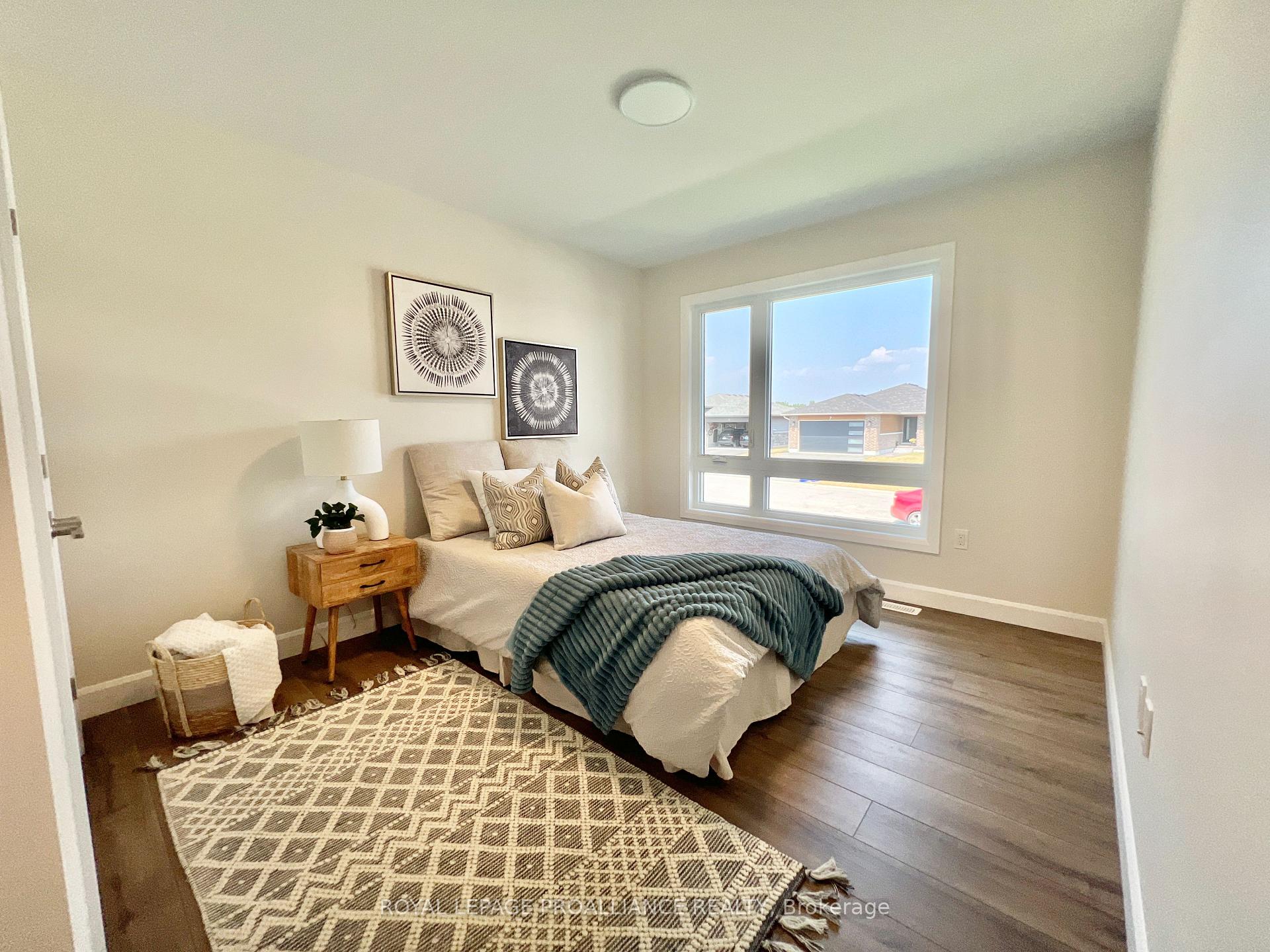 Photo 14 of 6 Horton Court, Belleville, Belleville Ward — HOMEH