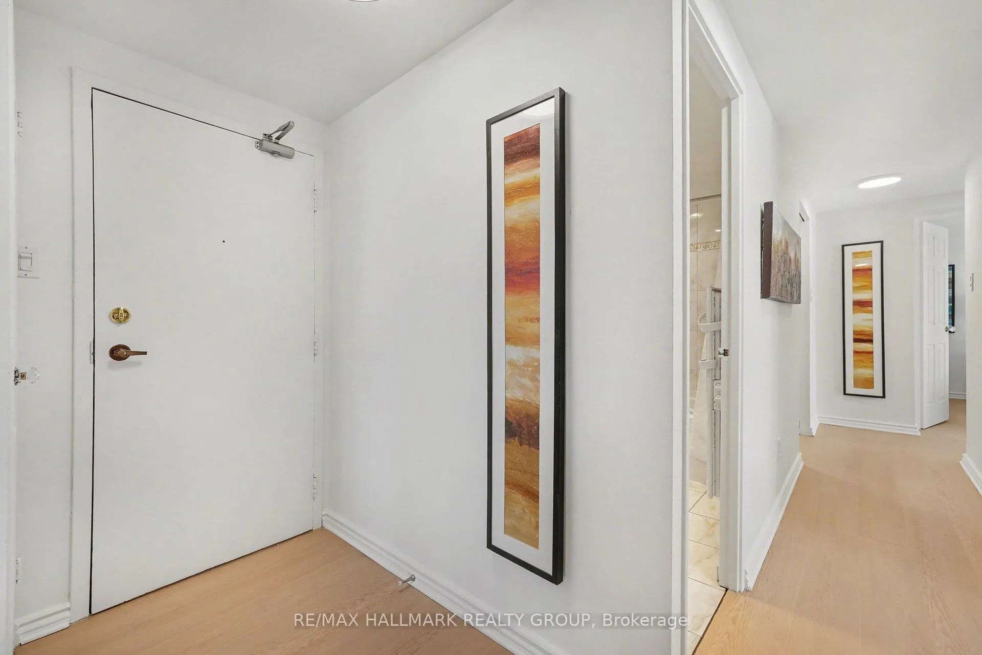 Photo 6 of Unit PH2, 530 Laurier Avenue W, Ottawa, Ottawa Centre — HOMEH