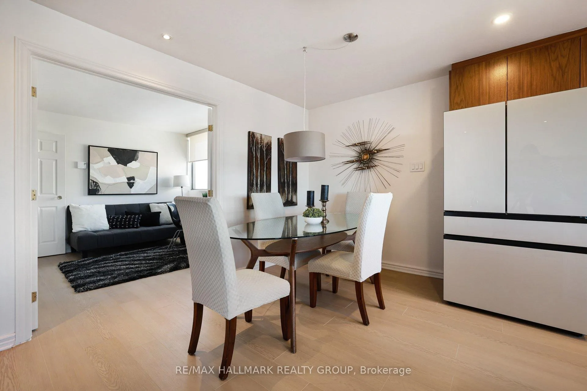Photo 10 of Unit PH2, 530 Laurier Avenue W, Ottawa, Ottawa Centre — HOMEH