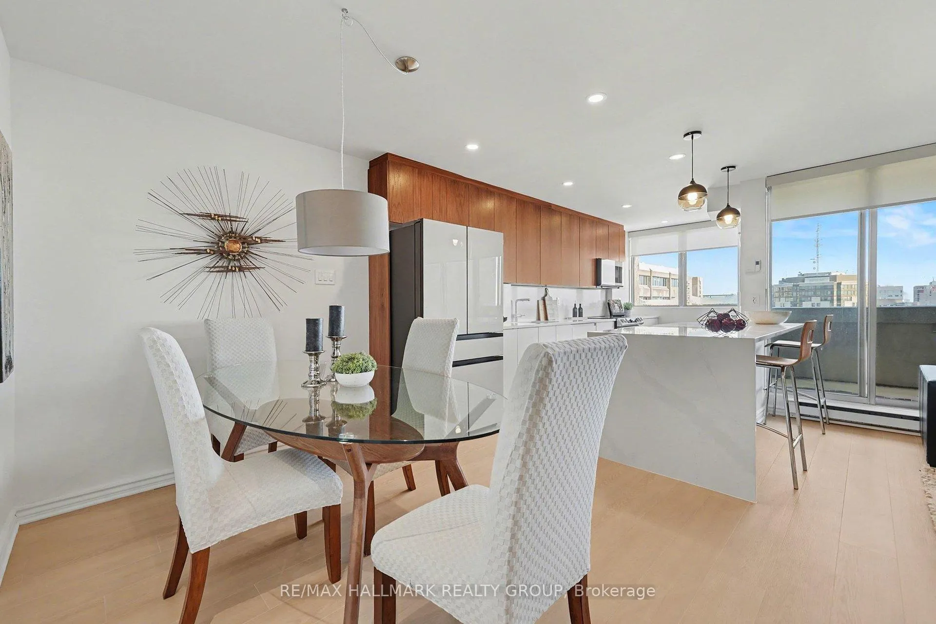 Photo 11 of Unit PH2, 530 Laurier Avenue W, Ottawa, Ottawa Centre — HOMEH