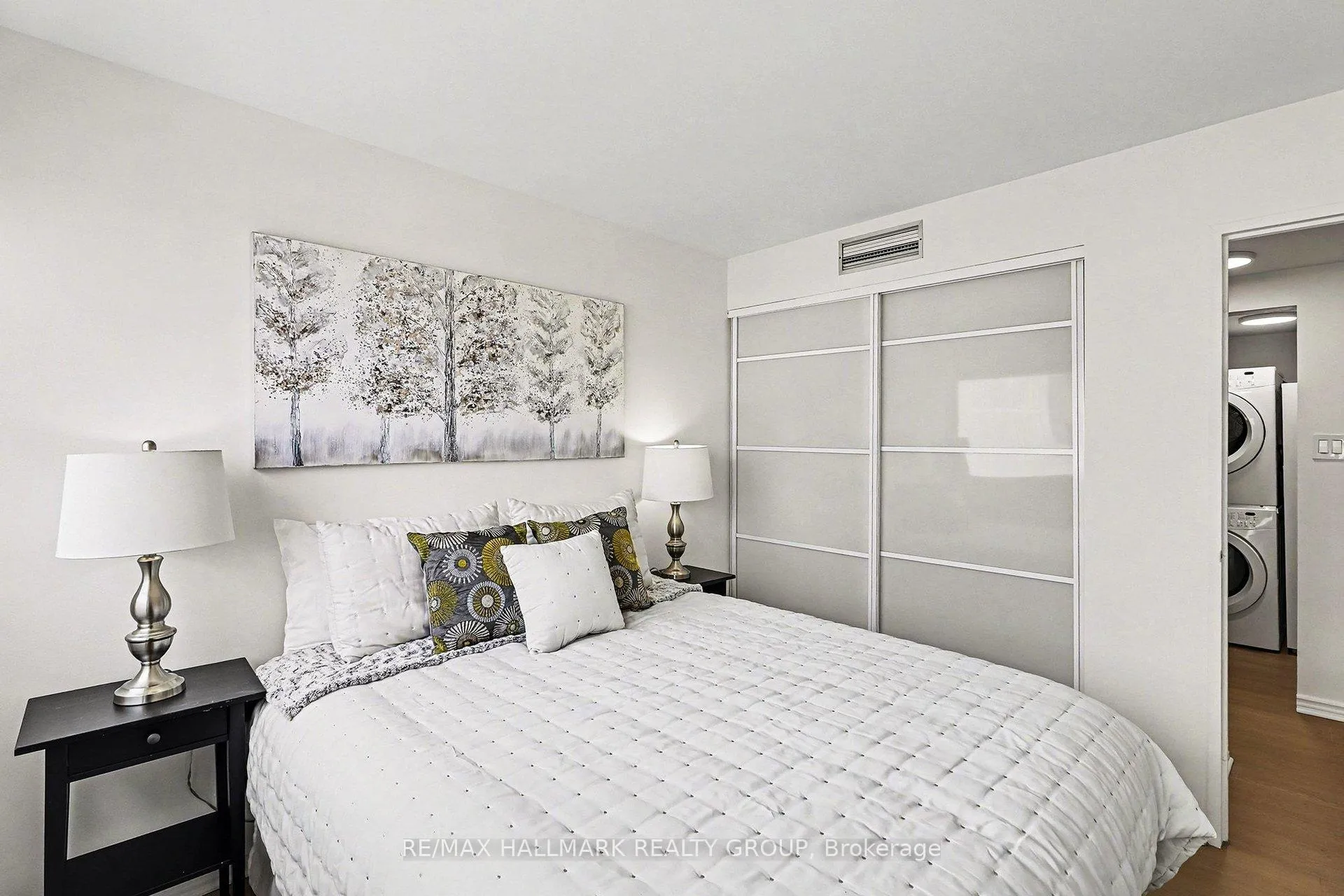 Photo 20 of Unit PH2, 530 Laurier Avenue W, Ottawa, Ottawa Centre — HOMEH
