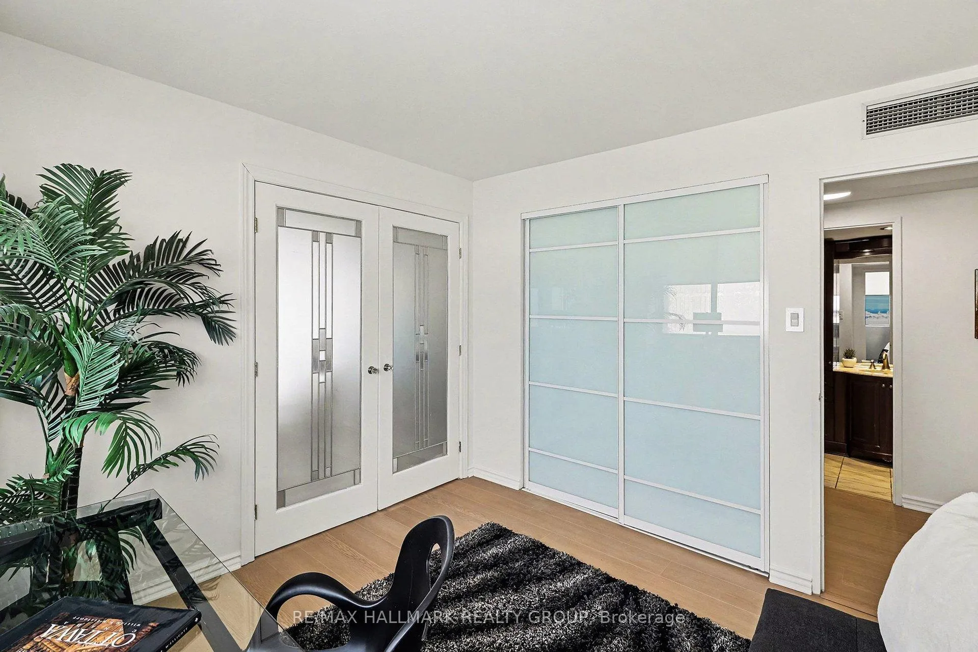 Photo 24 of Unit PH2, 530 Laurier Avenue W, Ottawa, Ottawa Centre — HOMEH