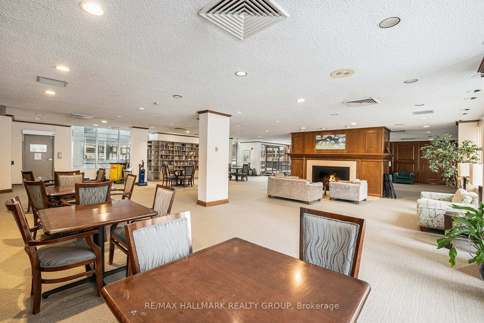 Photo 33 of Unit PH2, 530 Laurier Avenue W, Ottawa, Ottawa Centre — HOMEH
