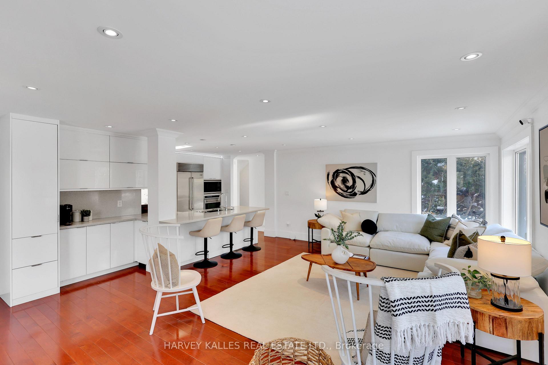 Photo 17 of 12 Armour Boulevard, Toronto, Bedford Park-Nortown — HOMEH
