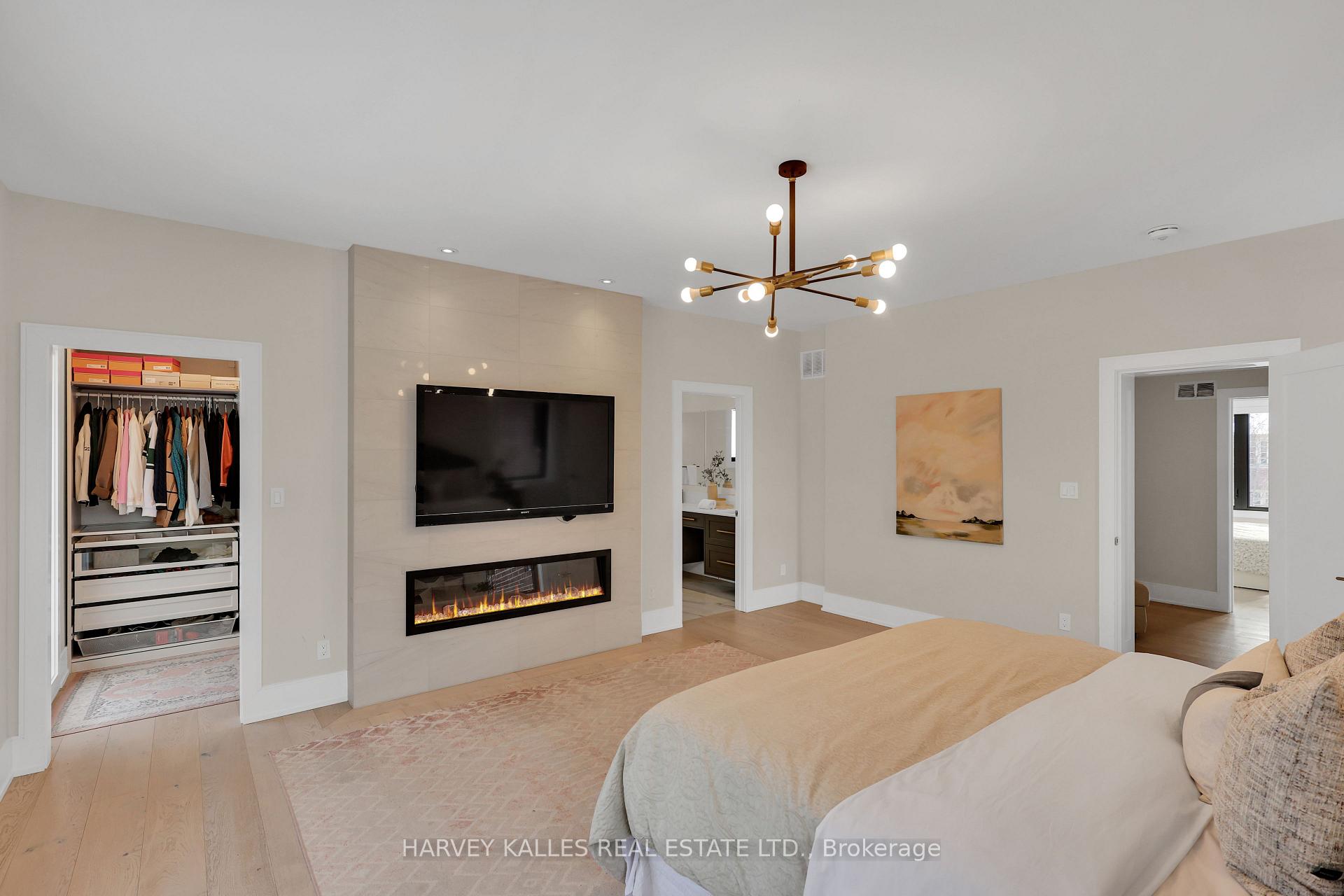 Photo 23 of 12 Armour Boulevard, Toronto, Bedford Park-Nortown — HOMEH