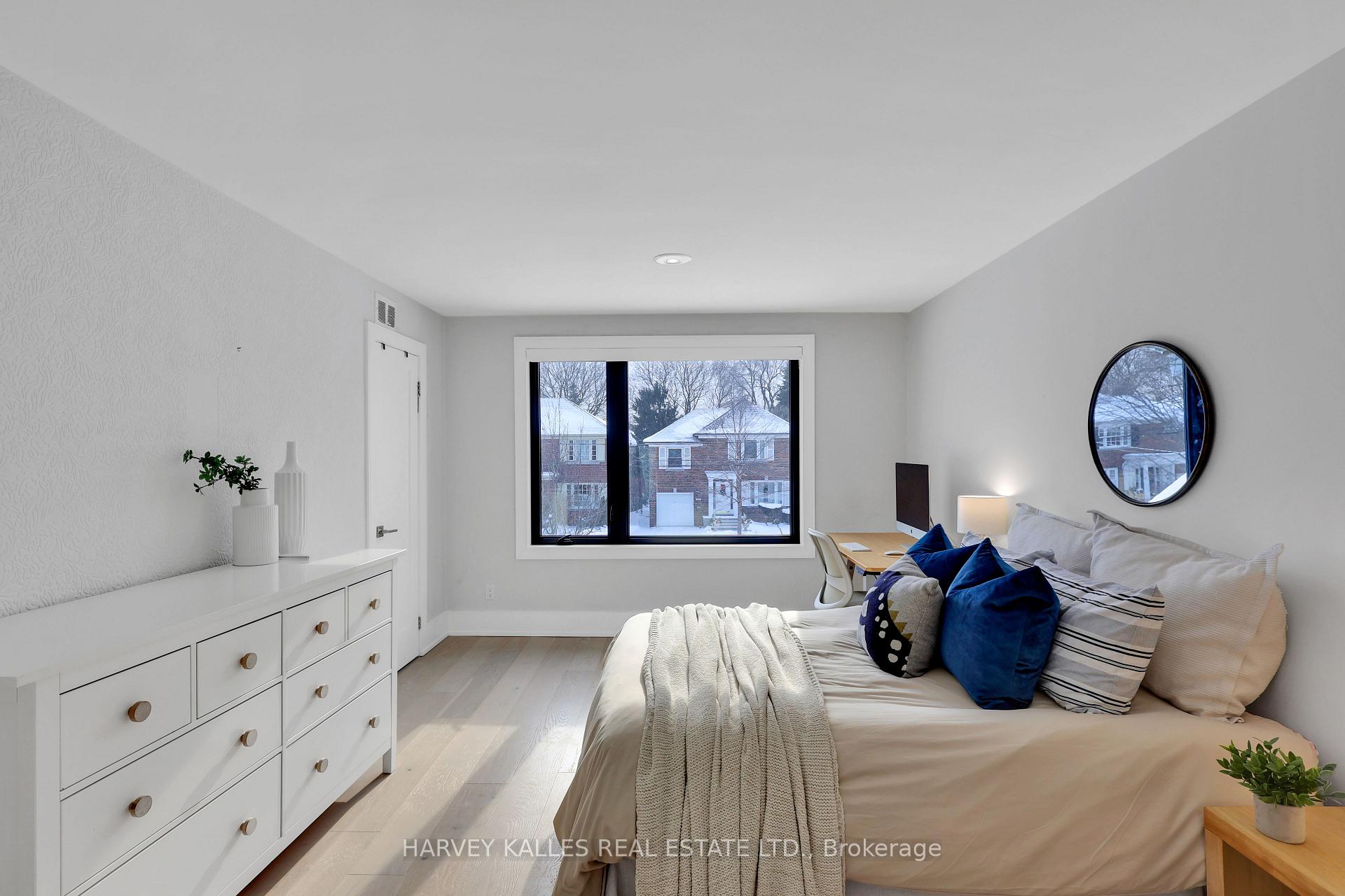 Photo 26 of 12 Armour Boulevard, Toronto, Bedford Park-Nortown — HOMEH