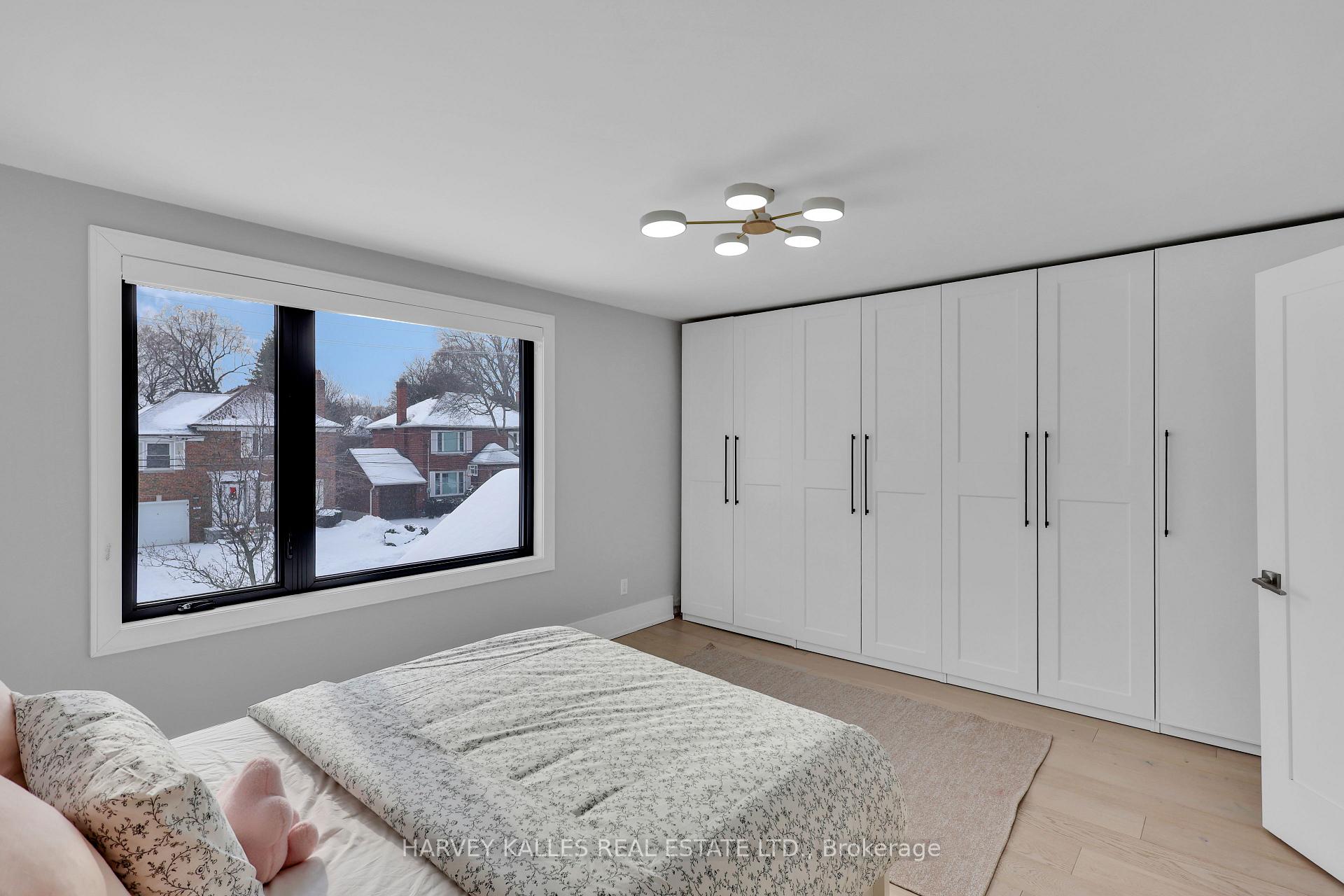 Photo 32 of 12 Armour Boulevard, Toronto, Bedford Park-Nortown — HOMEH