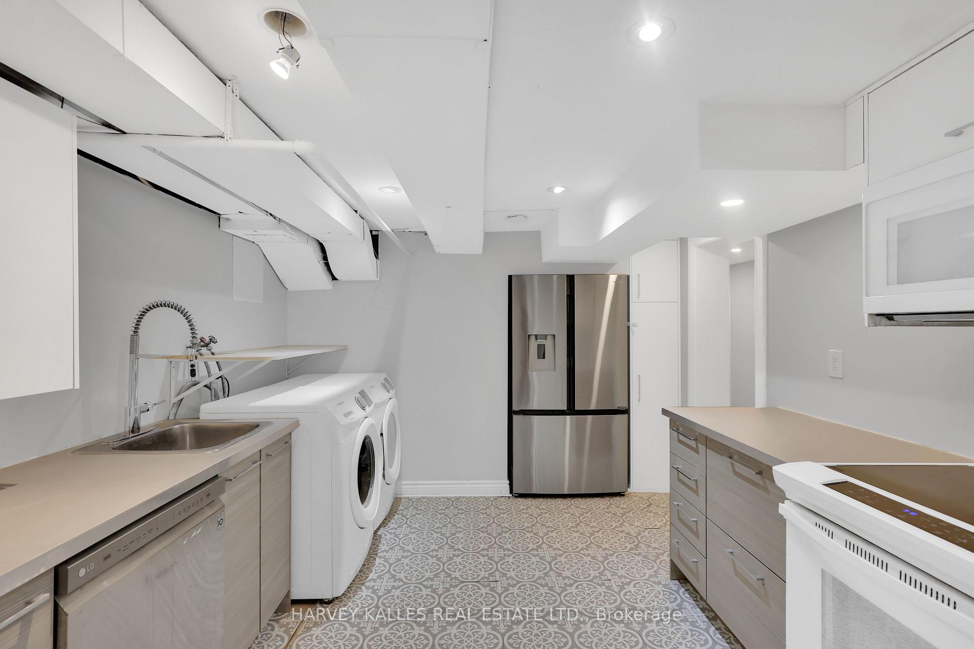 Photo 46 of 12 Armour Boulevard, Toronto, Bedford Park-Nortown — HOMEH