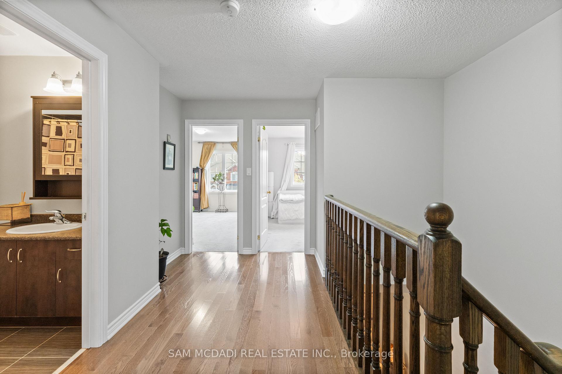Photo 6 of 30 Zachary Place, Vaughan, Vellore Village — HOMEH