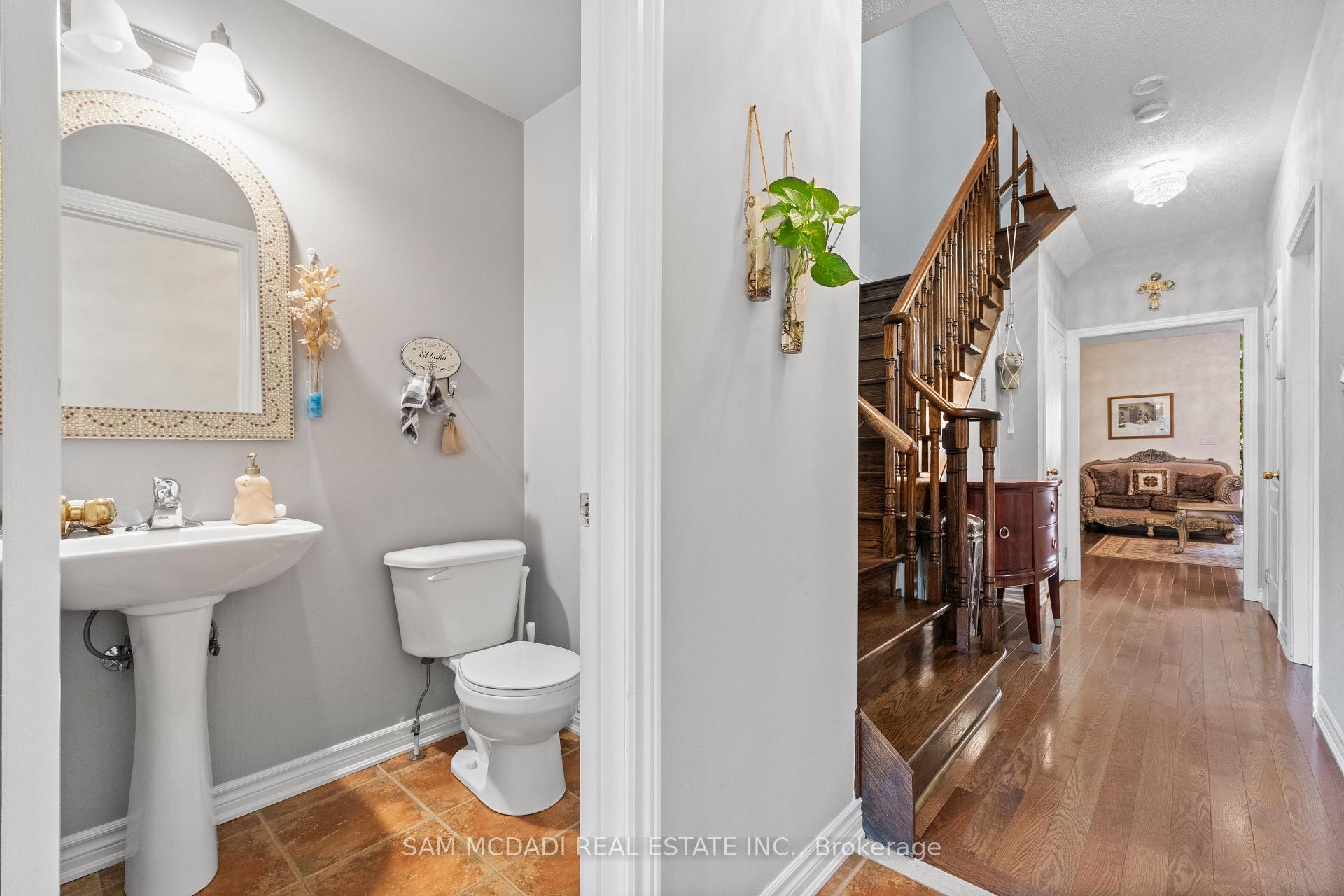 Photo 19 of 30 Zachary Place, Vaughan, Vellore Village — HOMEH