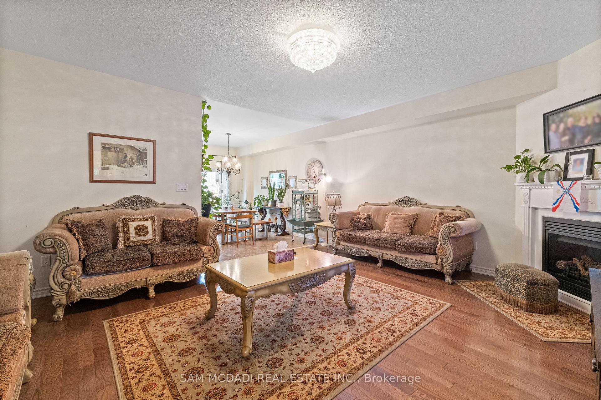 Photo 20 of 30 Zachary Place, Vaughan, Vellore Village — HOMEH