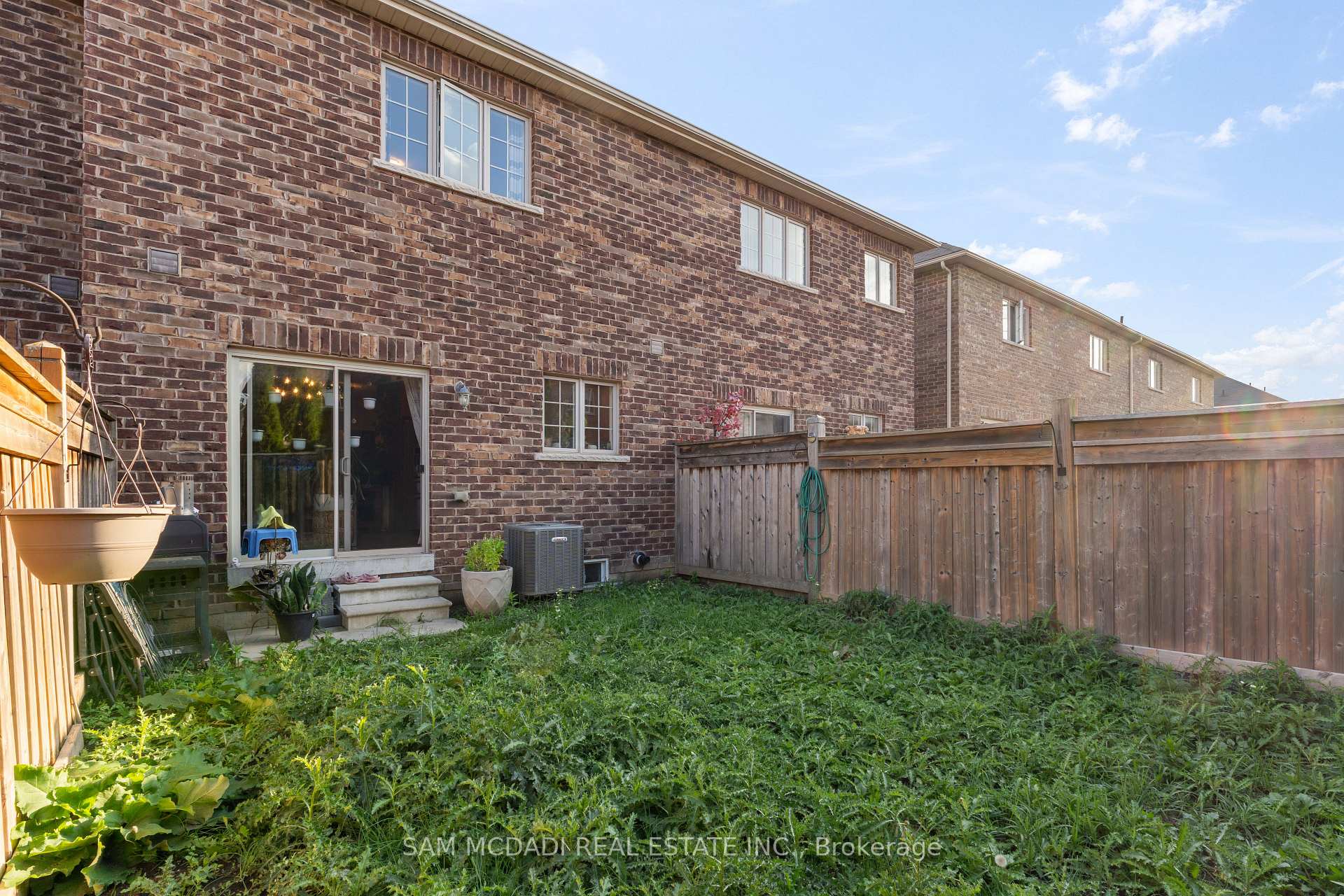 Photo 32 of 30 Zachary Place, Vaughan, Vellore Village — HOMEH