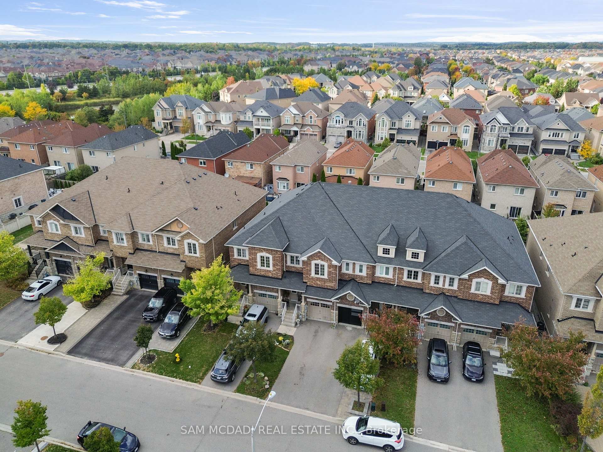 Photo 34 of 30 Zachary Place, Vaughan, Vellore Village — HOMEH