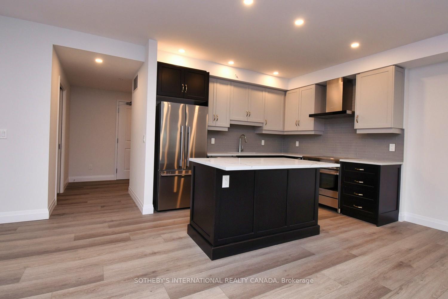 Photo 8 of Unit 306, 153 Wilson, Hamilton, Ancaster — HOMEH